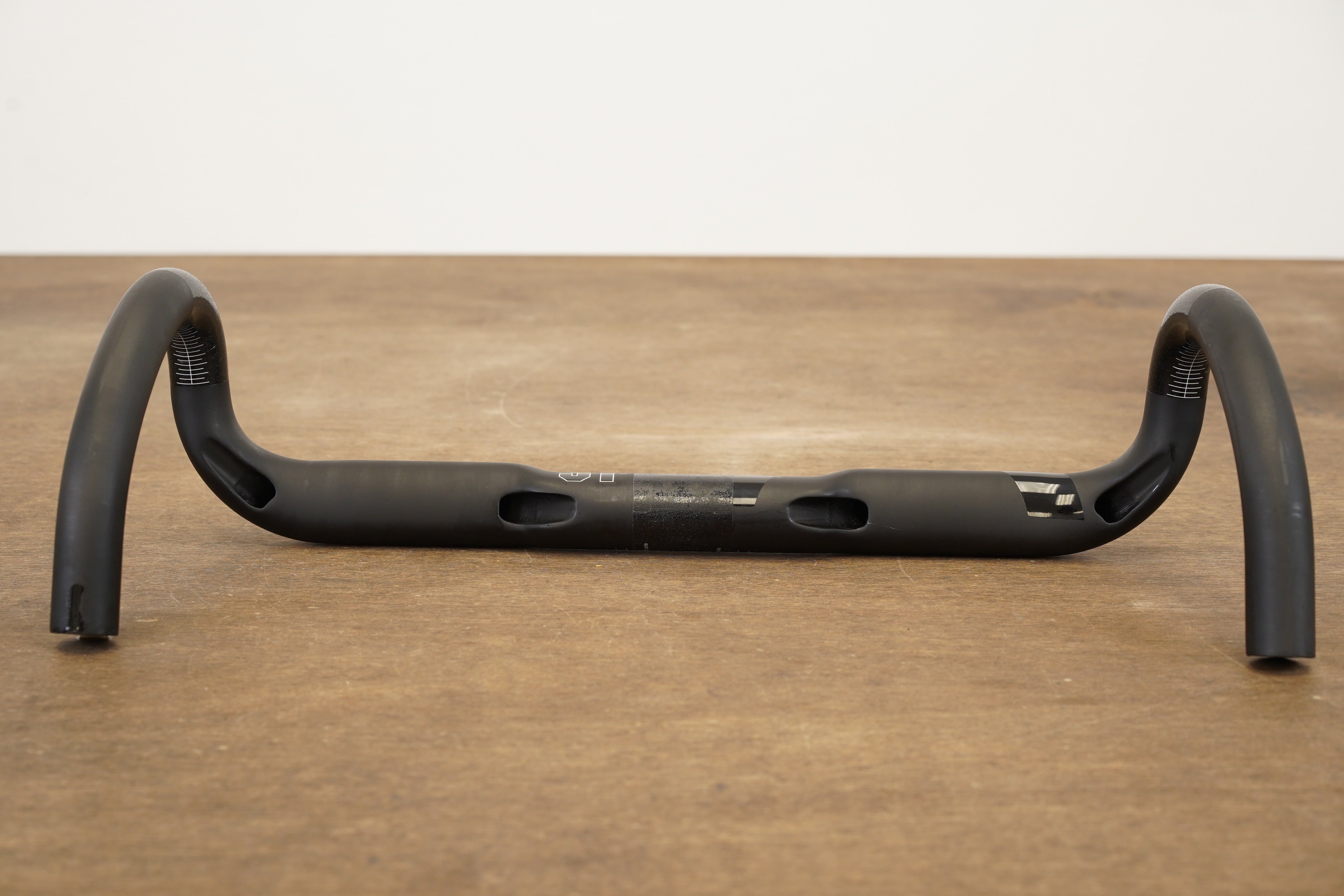 3T ERGONOVA TEAM STEALTH カーボンハンドル 420mm 42cm 3T Ergonova Team Stealth Carbon Compact Road Handlebar 31.8mm