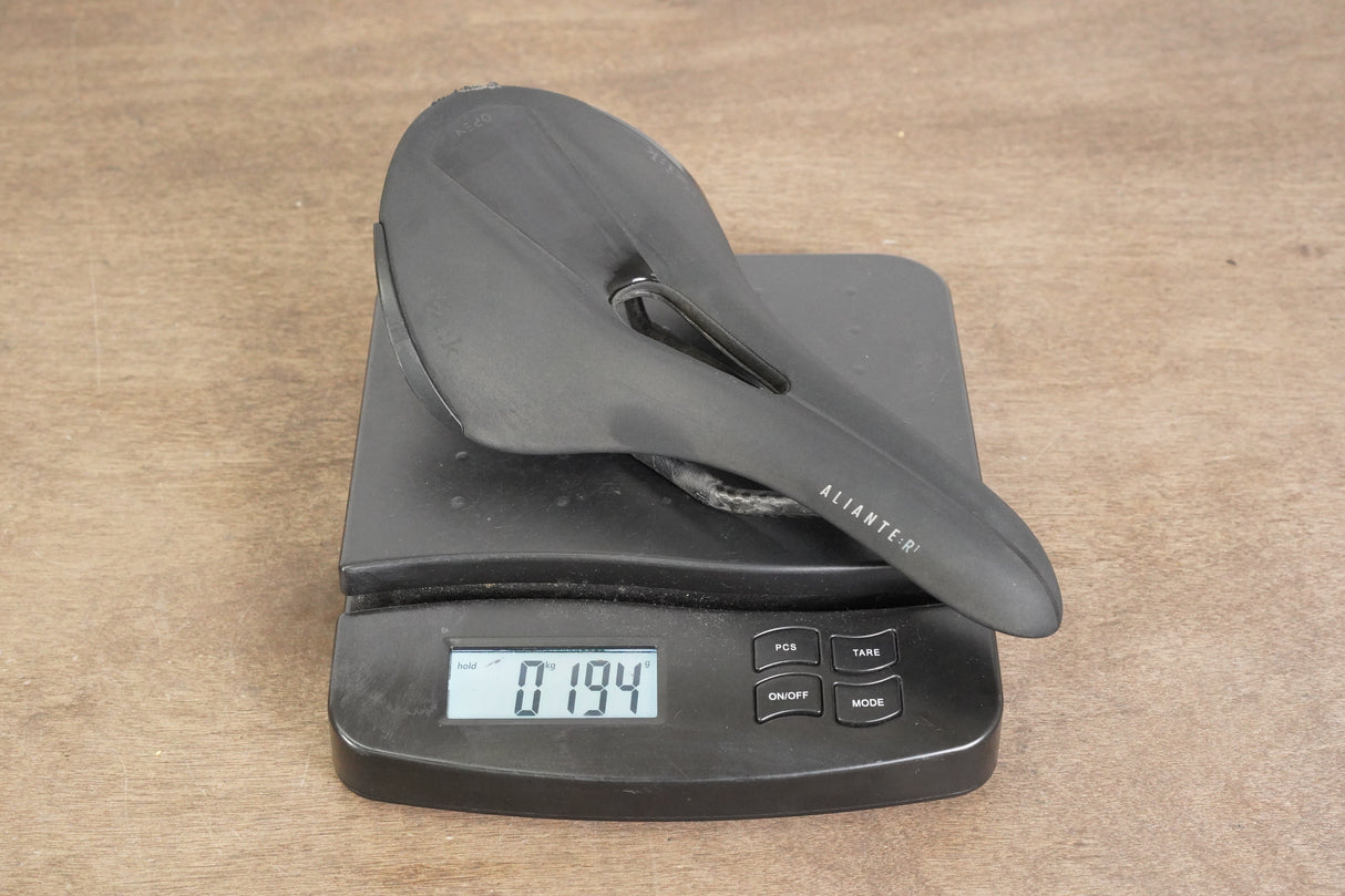 138mm (Regular) Fizik Aliante R1 Carbon Rail Road Saddle 194g