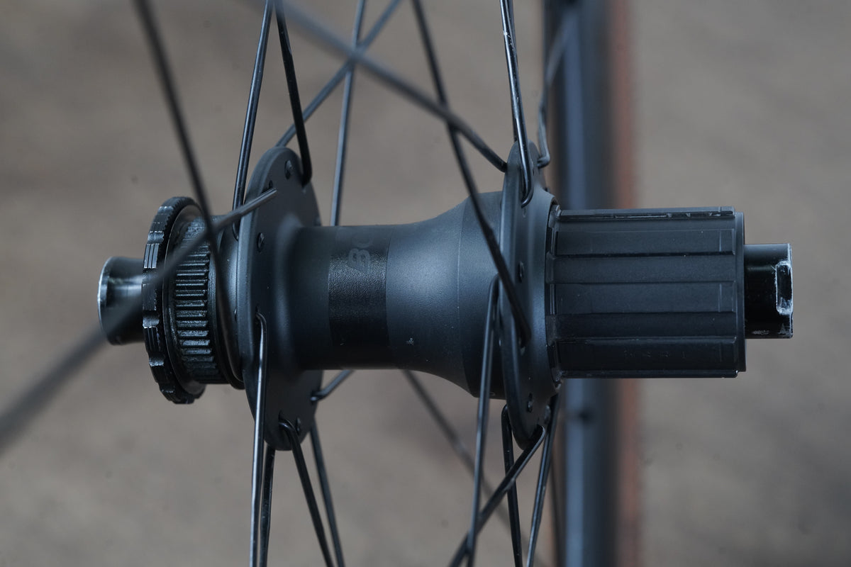 Bontrager Aeolus Comp 5 TLR Carbon Tubeless Disc Brake Wheelset 11 Speed