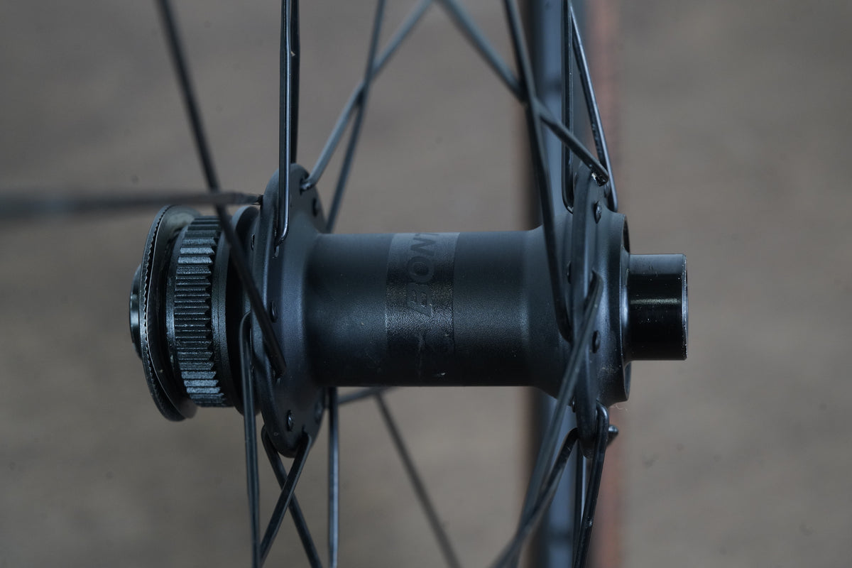 Bontrager Aeolus Comp 5 TLR Carbon Tubeless Disc Brake Wheelset 11 Speed
