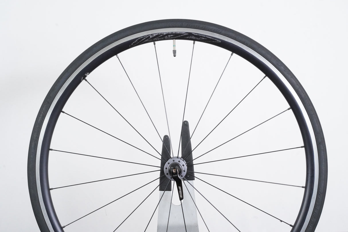 Velocity Quill Chris King R45 Alloy Clincher Rim Wheelset Shimano/SRAM 11 Speed