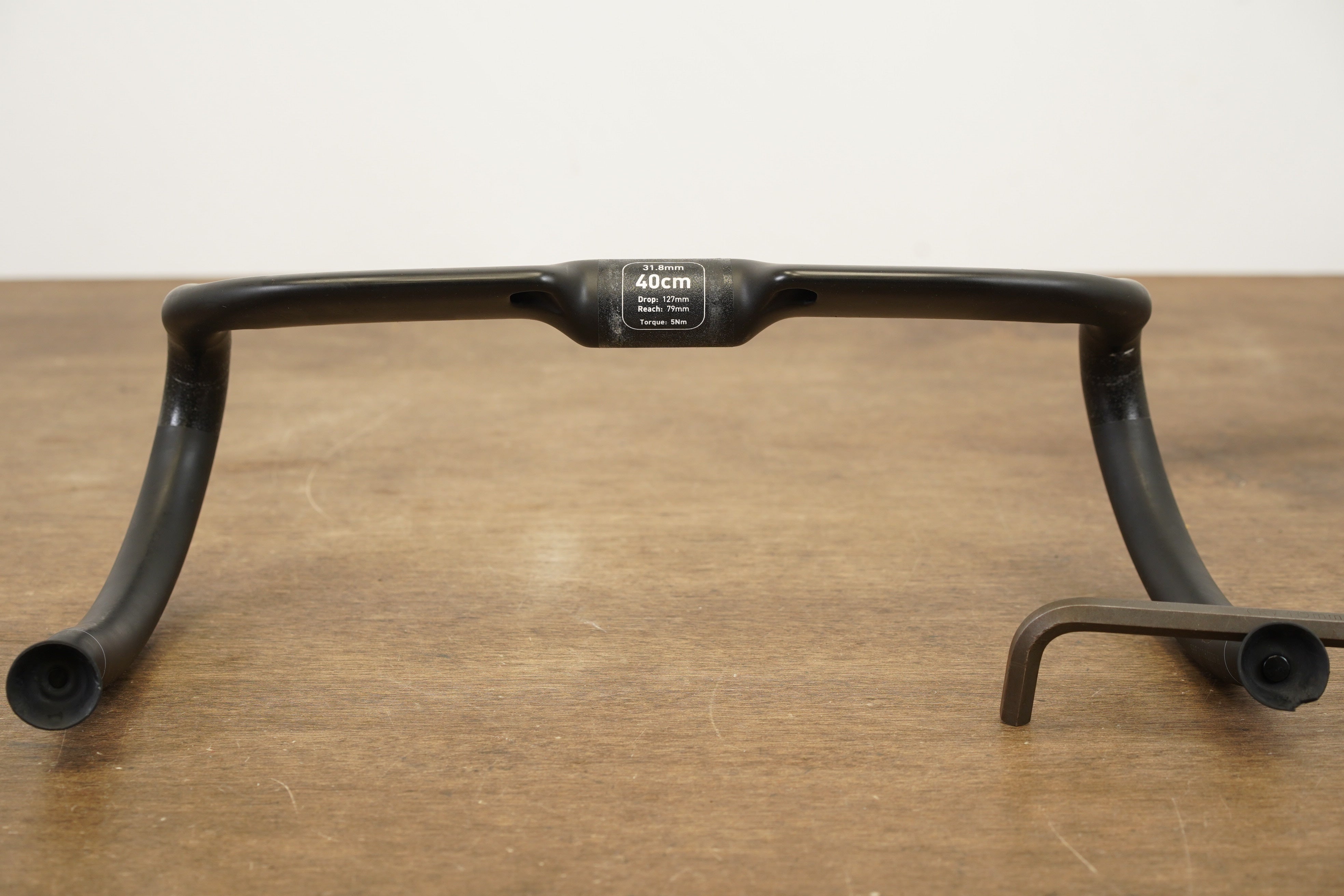 40cm ENVE SES Aero Carbon Road Handlebar 31.8mm – Elevate 40cm ENVE SES Aero Carbon Road Handlebar 31.8mm – Elevate