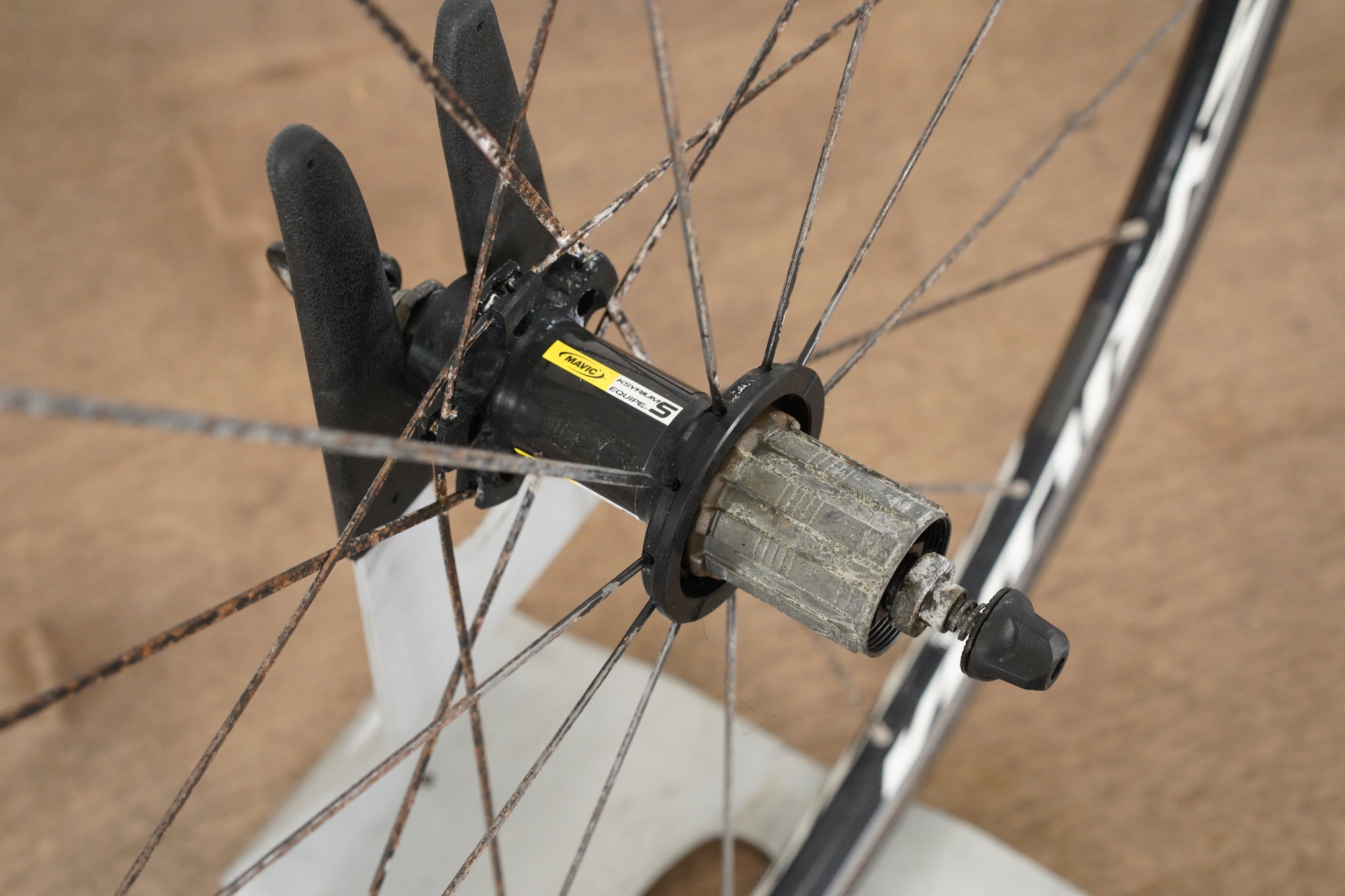 Mavic Ksyrium Equipe S Alloy Clincher Rim Brake Wheelset Shimano