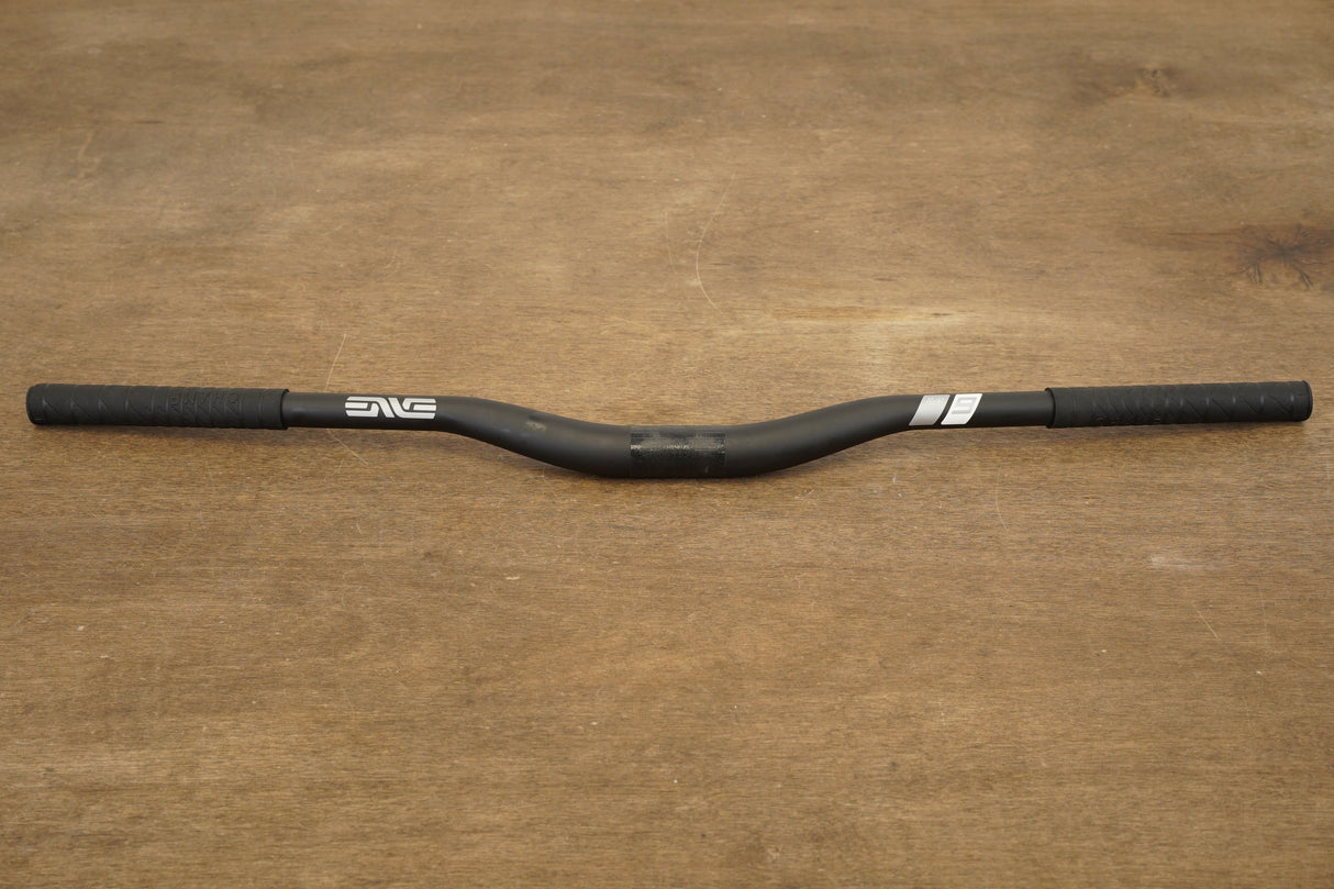 810mm M9 Carbon Flat MTB Handlebar + Grips 31.8mm
