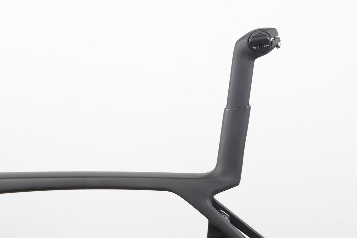 NEW TAKE-OFF M/L Trek Madone SLR Gen 8 Project One Carbon Aero Disc Frameset