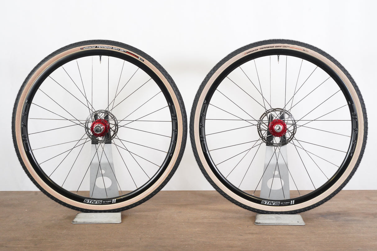 Stan's NoTubes ZTR Grail MK3 Chris King R45 Gravel Alloy Tubeless Disc Wheelset