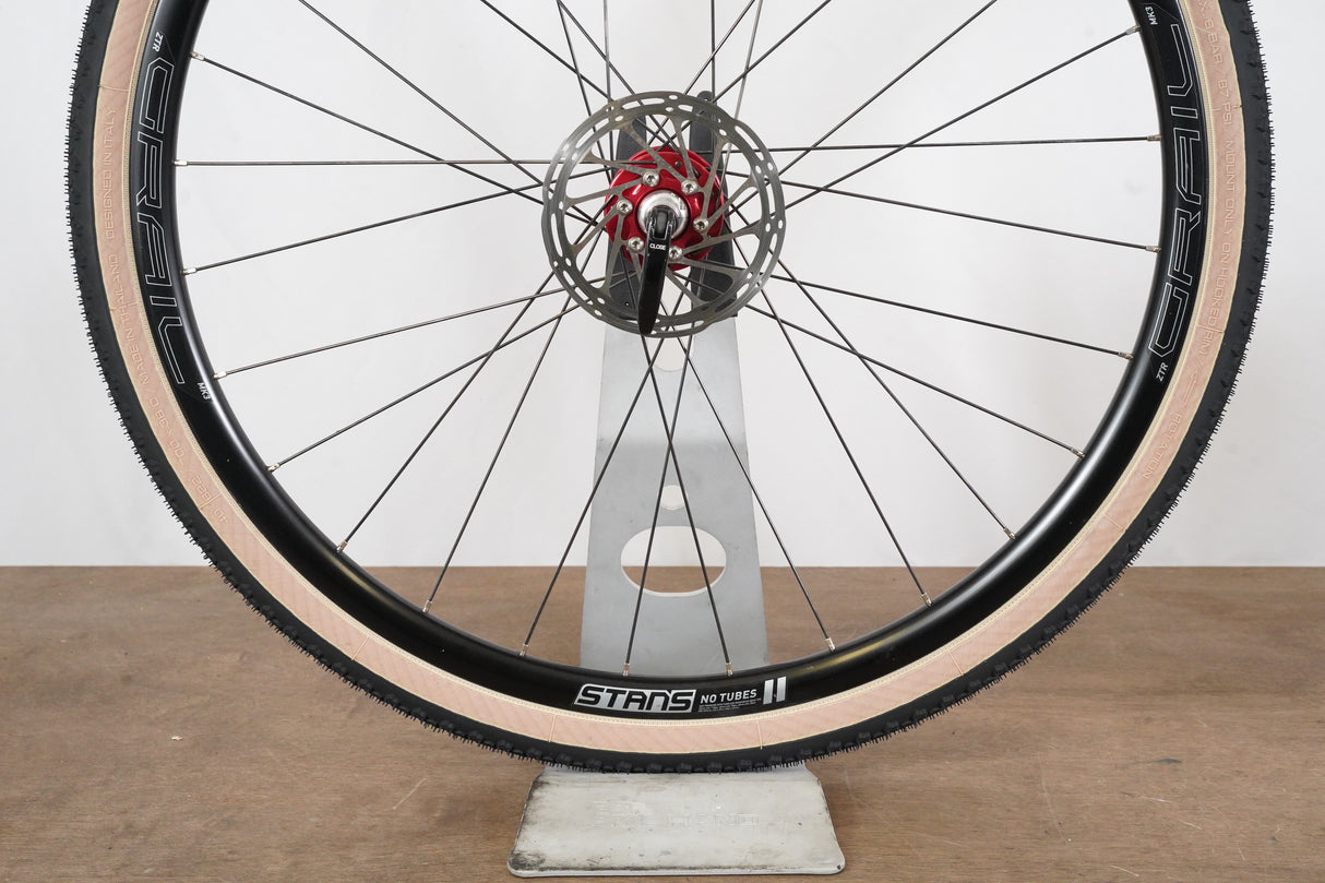 Stan's NoTubes ZTR Grail MK3 Chris King R45 Gravel Alloy Tubeless Disc Wheelset