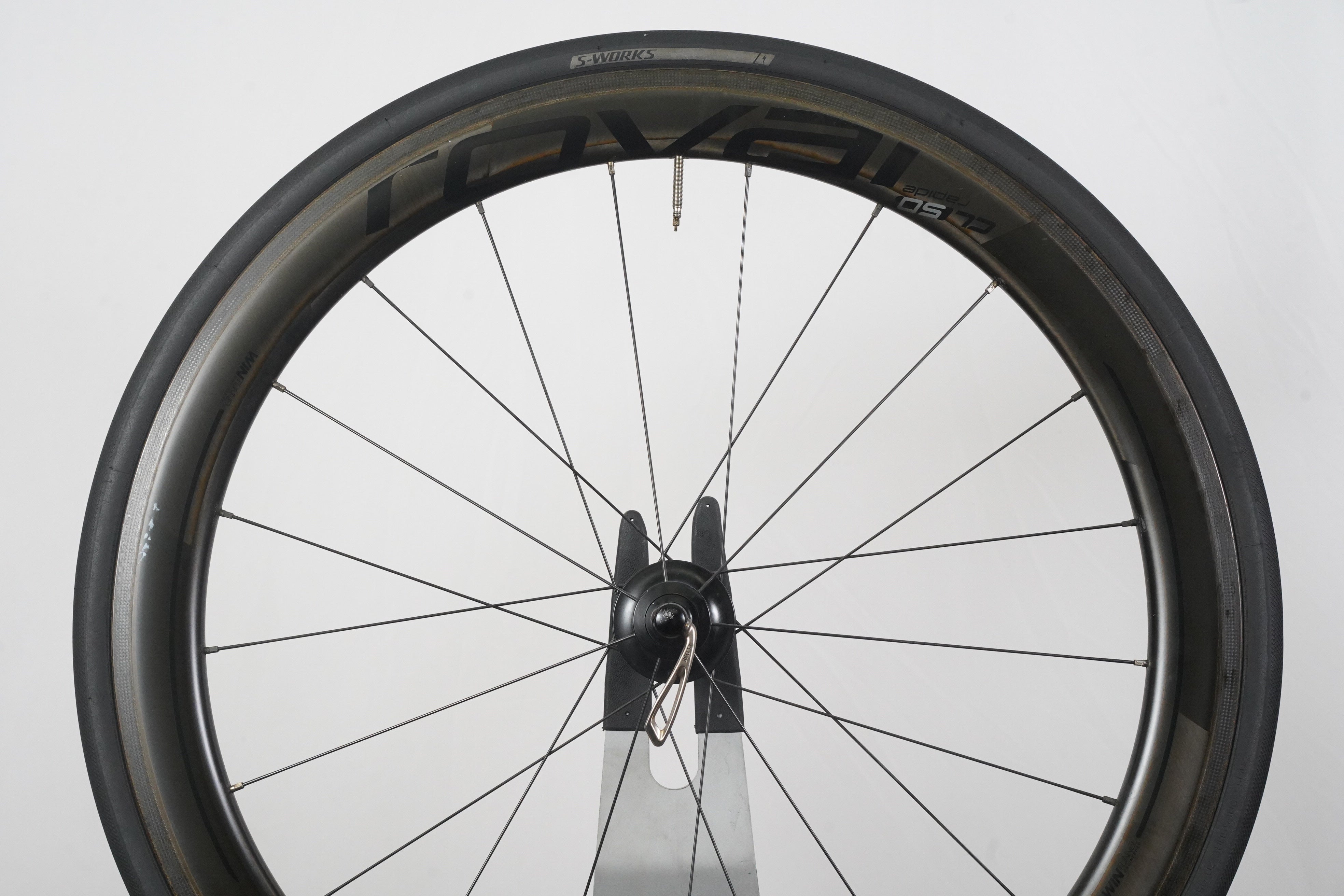 パーツ ROVAL CL50 disc s-works Roval CL 50 Disc Wheelset Review - FeedTheHabit.com