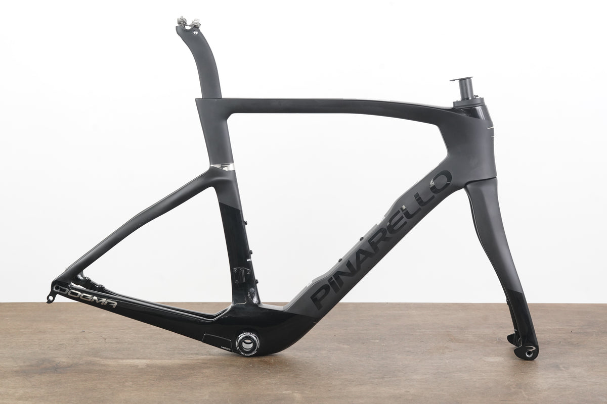 DEMO 2025 56cm Pinarello Dogma F Carbon Disc Brake Frameset