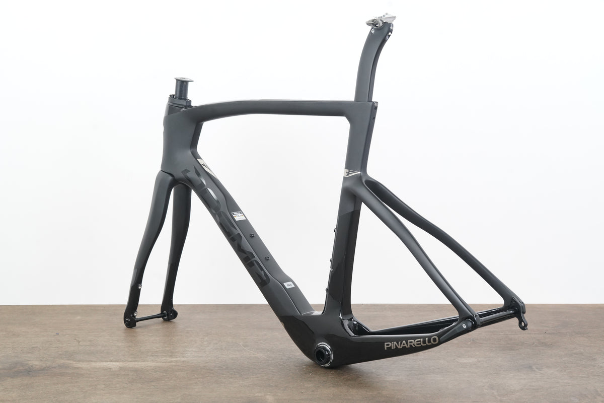 DEMO 2025 56cm Pinarello Dogma F Carbon Disc Brake Frameset
