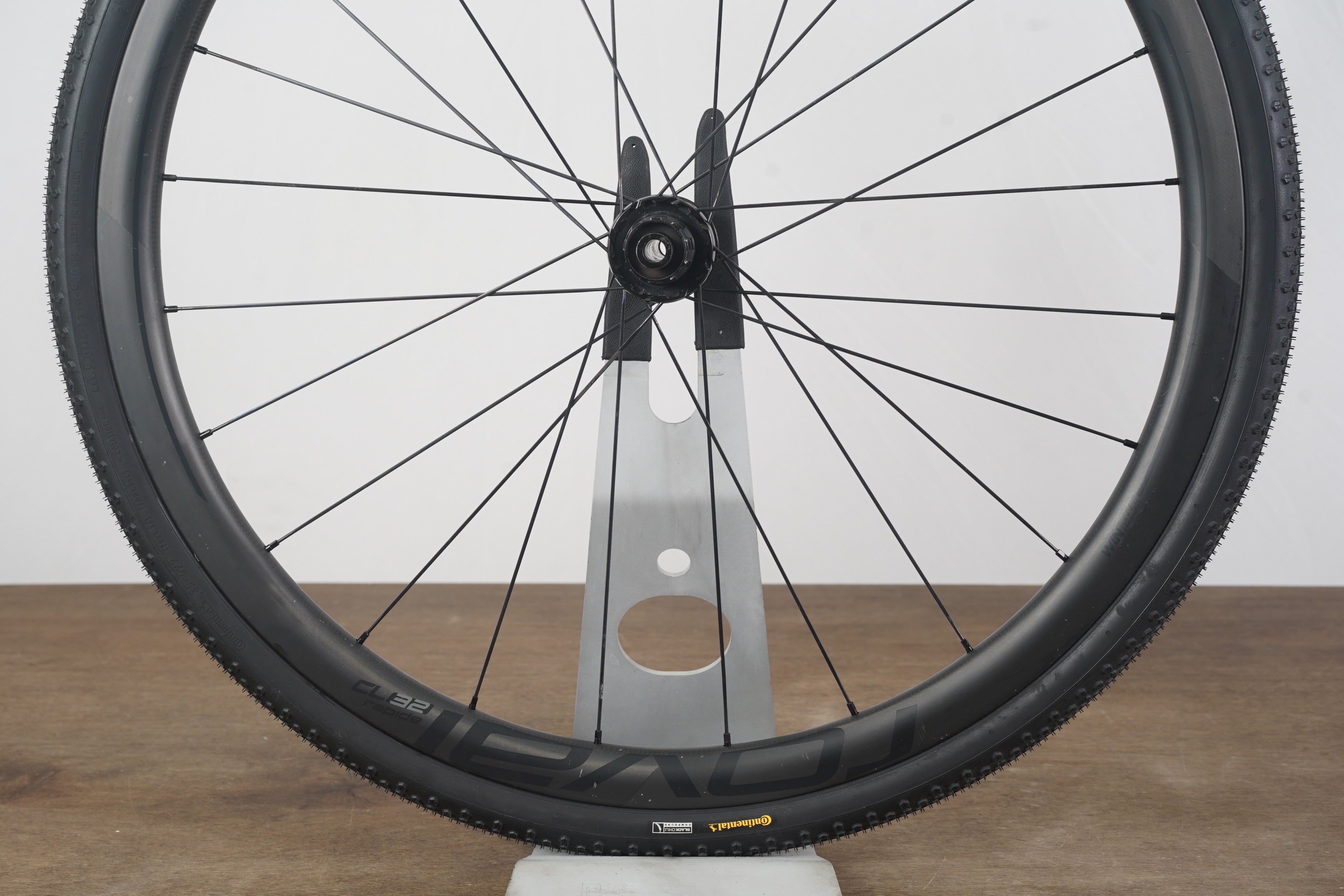 Roval CLX 32 Carbon Tubeless Clincher Disc Brake Wheelset