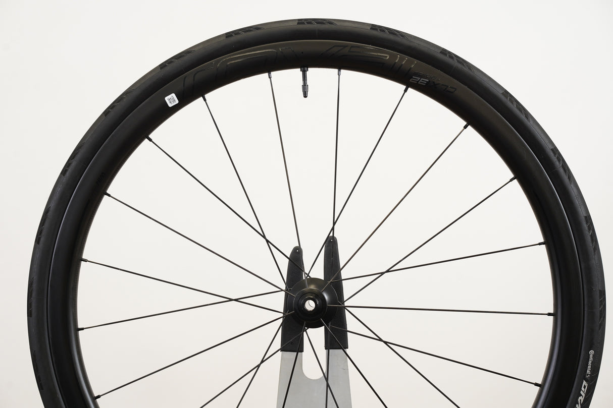 Roval CLX 32 Carbon Tubeless Clincher Disc Brake Wheelset SRAM XDR 12 Speed