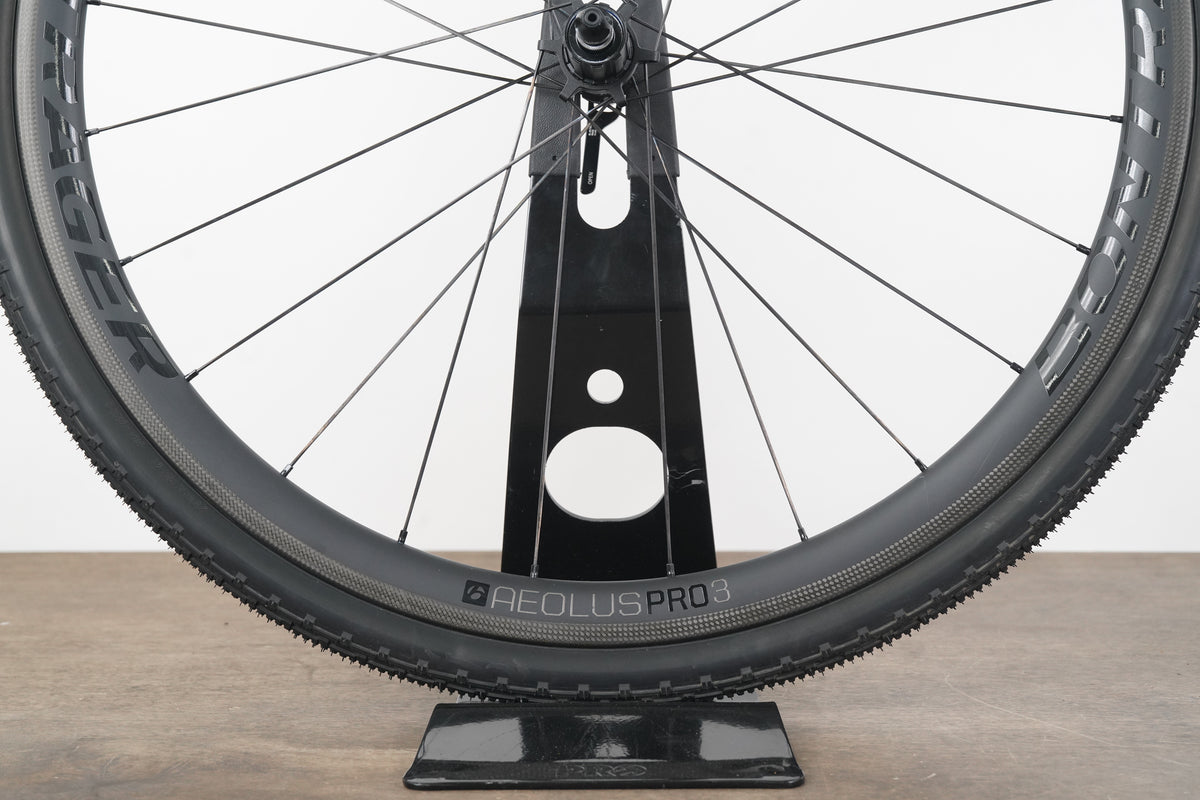 Bontrager Aeolus Pro 3 TLR Carbon Tubeless Clincher Rim Brake Wheelset 11 Speed