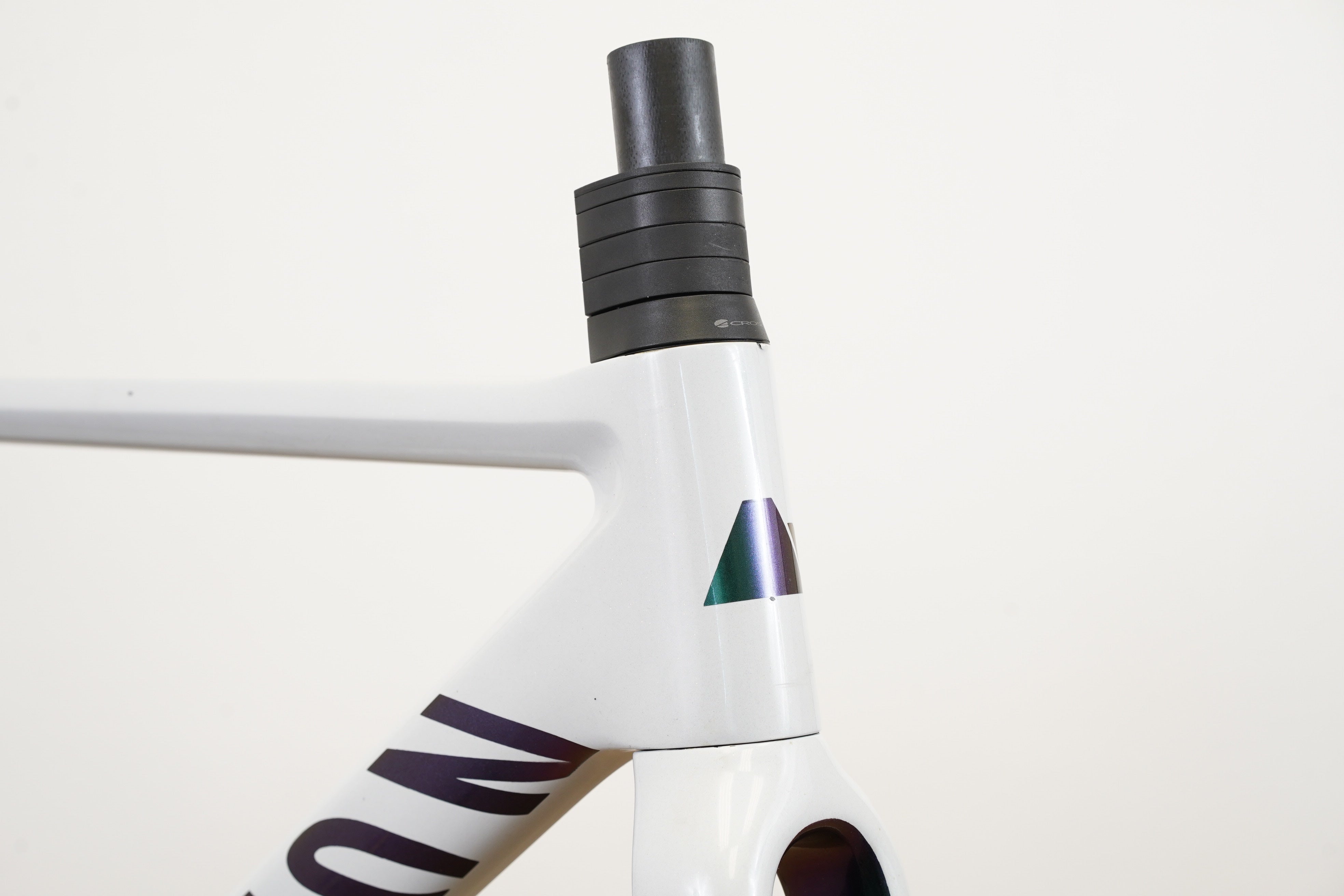 XS Canyon Ultimate CF SL Carbon Disc Brake Road Frameset – Elevate