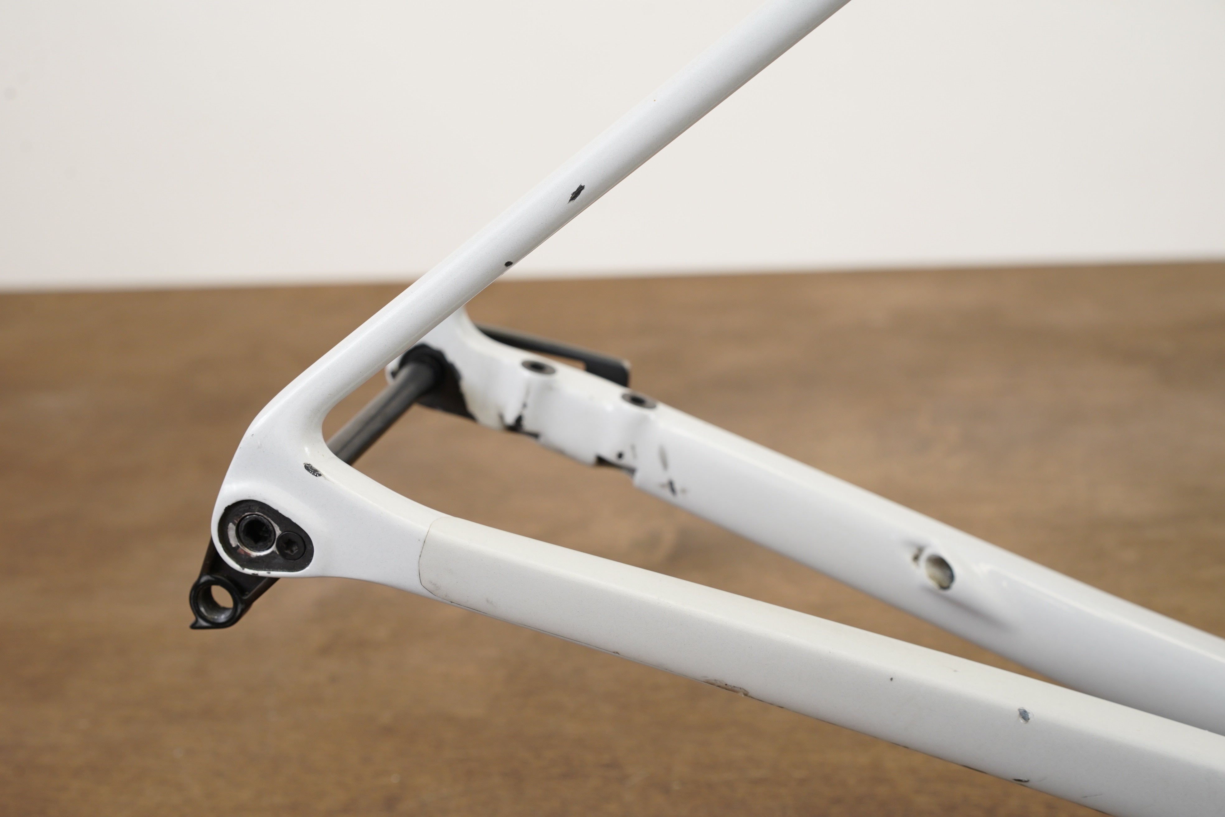 XS Canyon Ultimate CF SL Carbon Disc Brake Road Frameset – Elevate