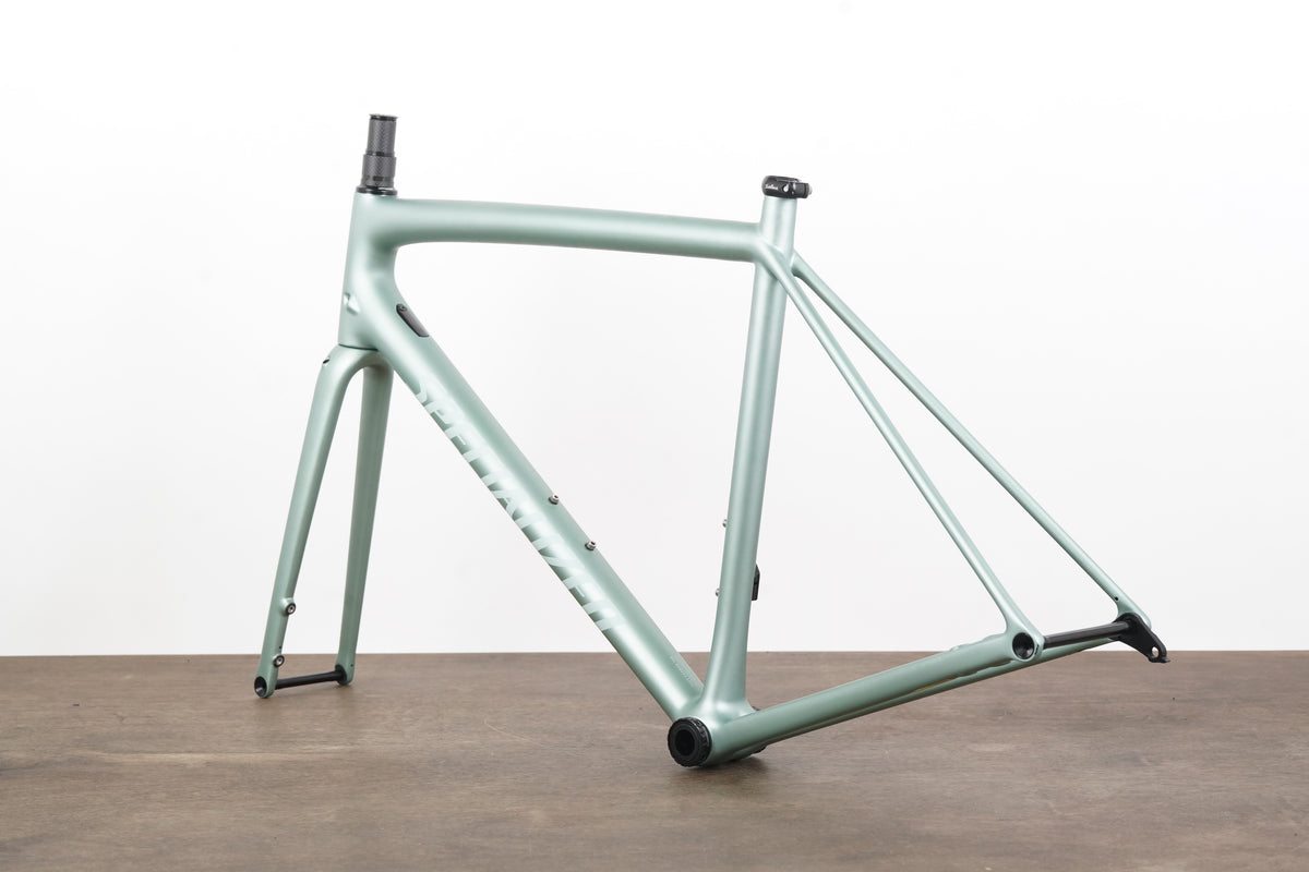 2023 56cm Specialized Aethos Pro Carbon Disc Brake Frameset