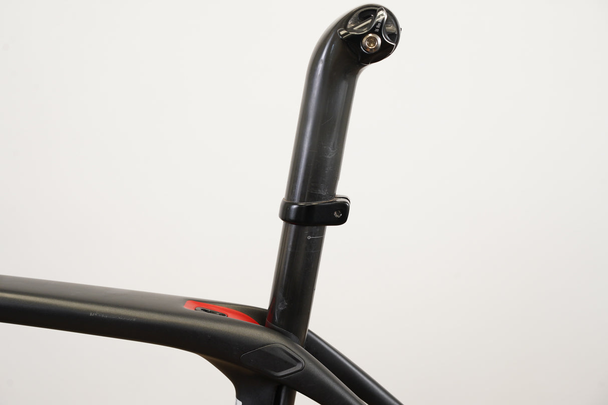 56cm Trek Domane 6.9 Carbon Rim Brake Road Frameset