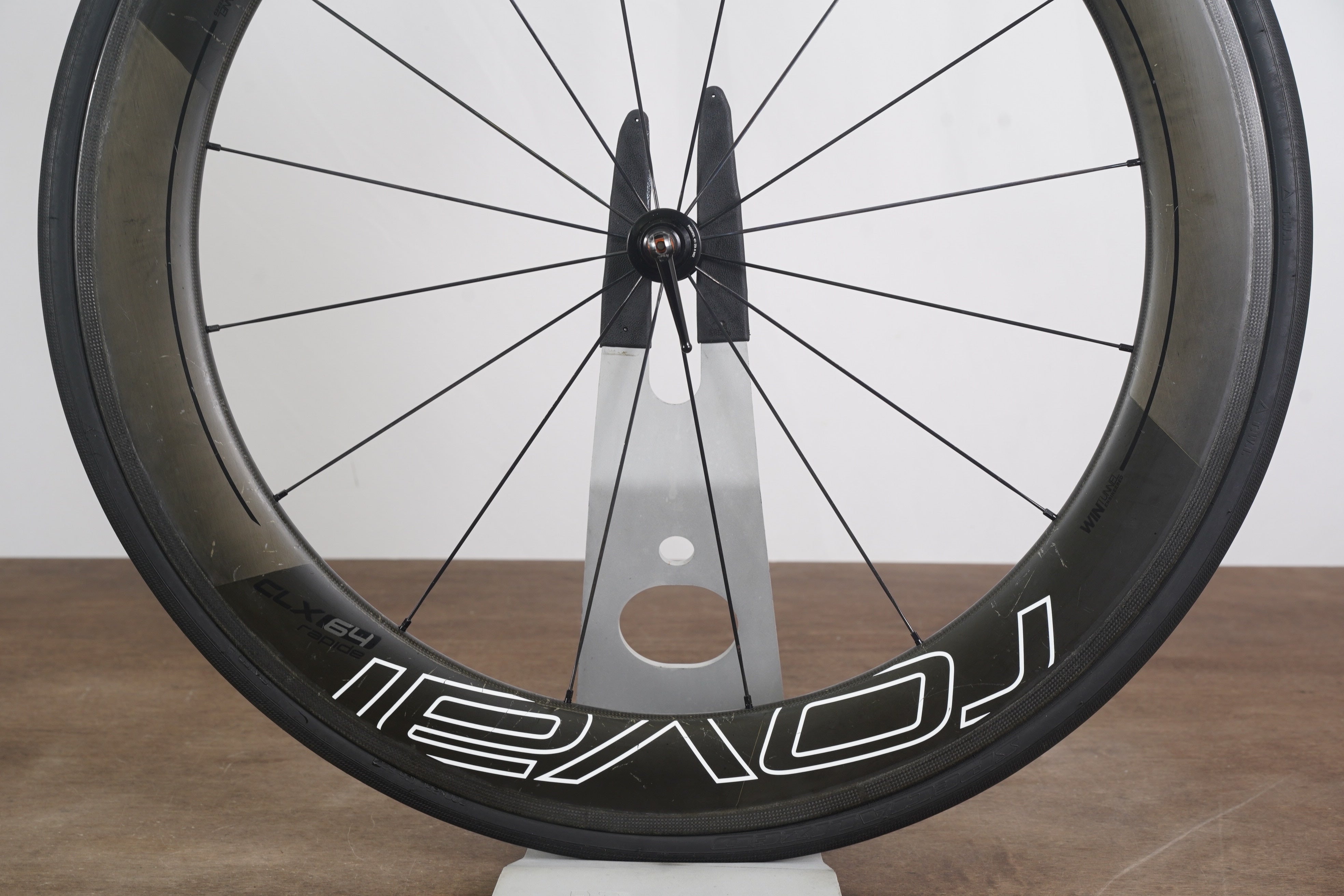Roval CLX 64 Carbon Tubeless Clincher Rim Brake Wheelset Shimano