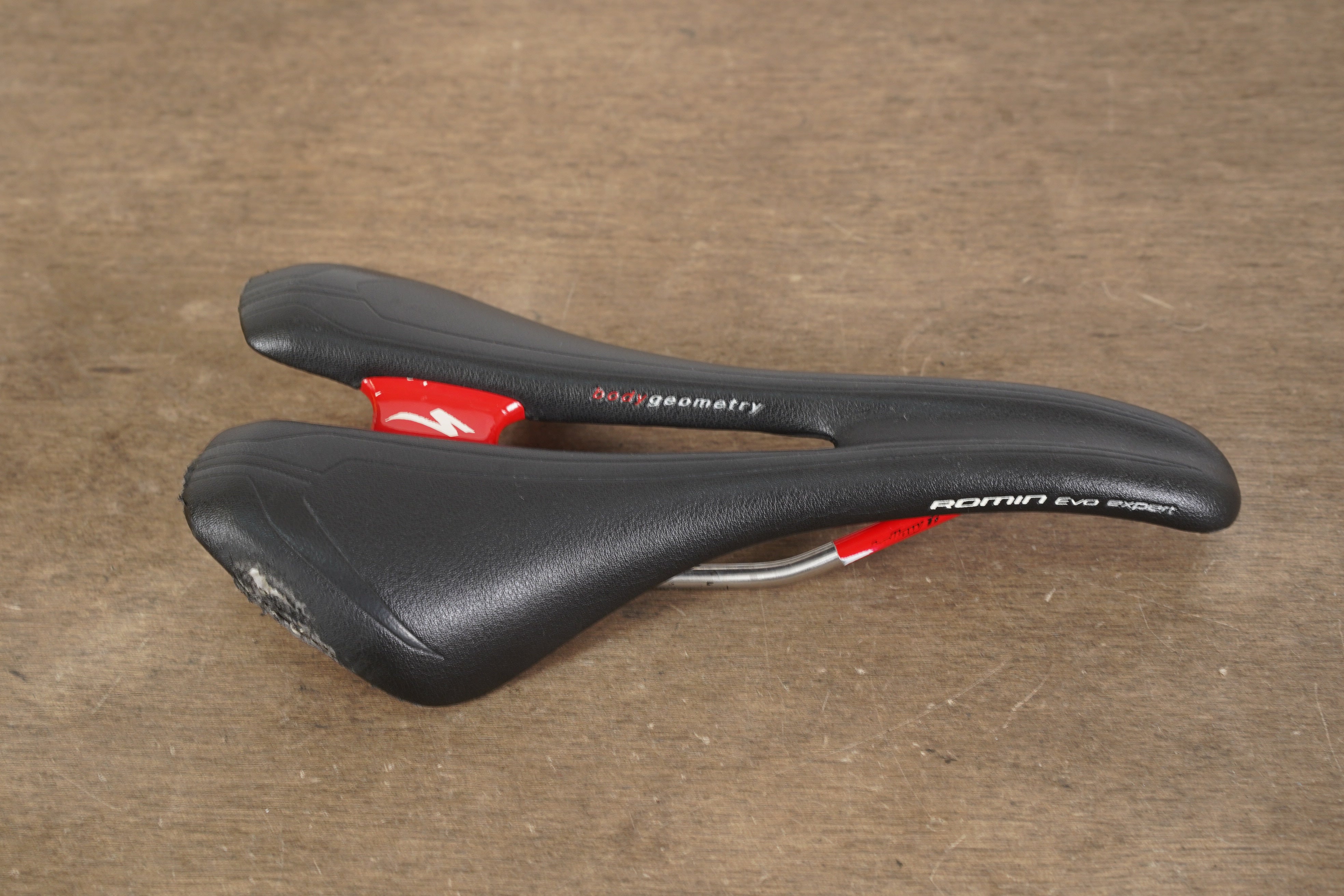 143mm Specialized Romin Evo Expert Titanium Rail Saddle 229g