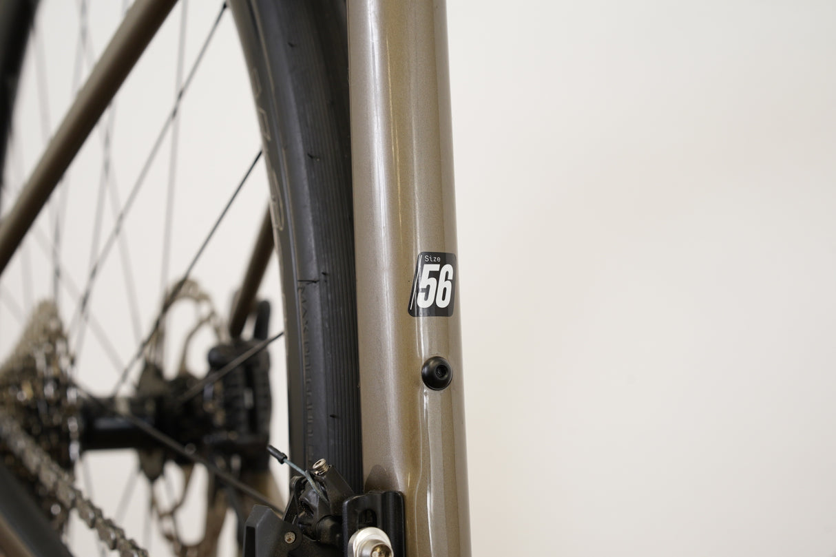 2026 56cm Cervelo Caledonia Mocha Shimano 105 R7120 Carbon Disc Brake Road Bike