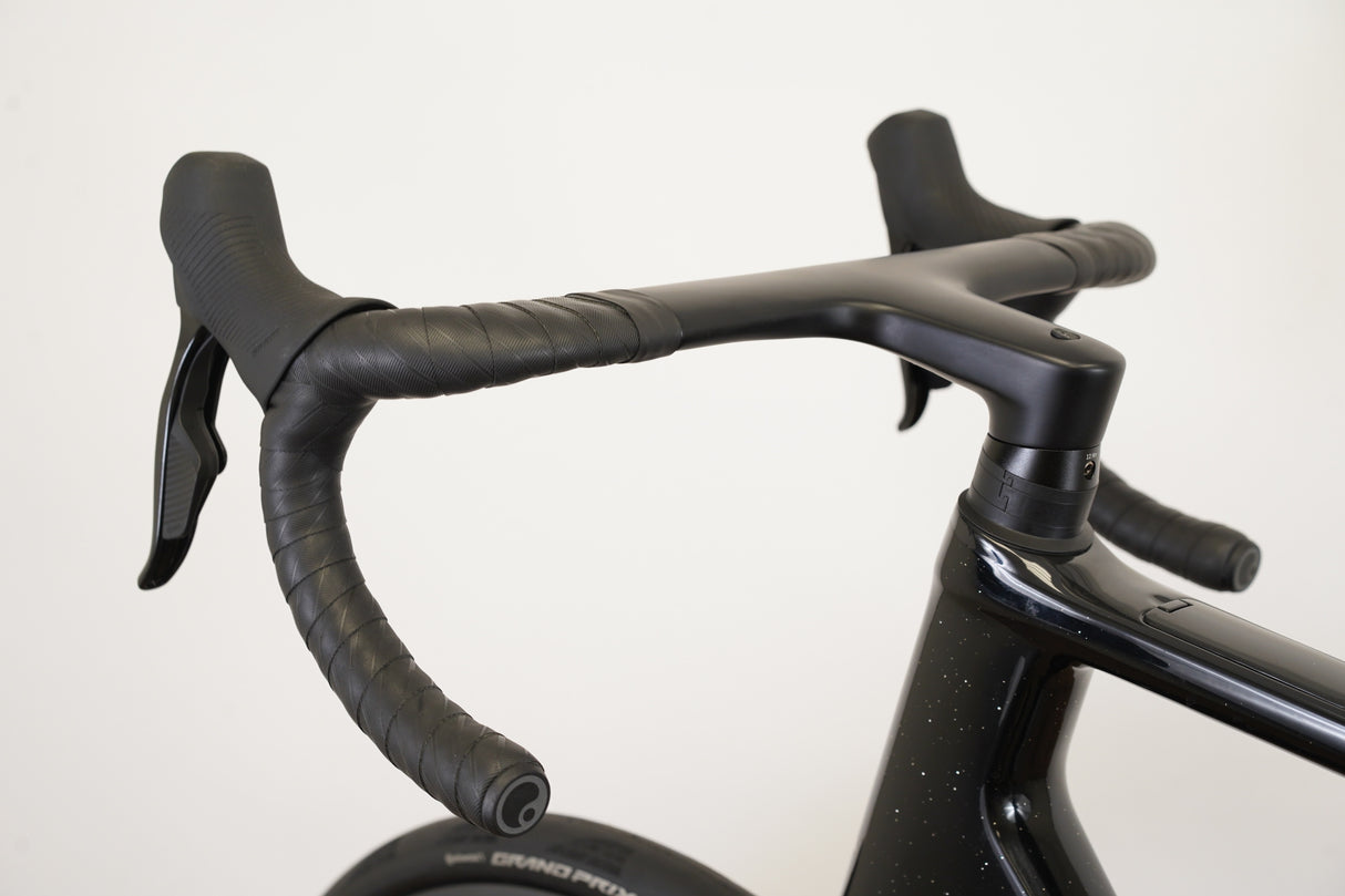 2024 L (Large) Canyon Endurace CFR Flash SRAM Force AXS Reserve Carbon Disc Bike