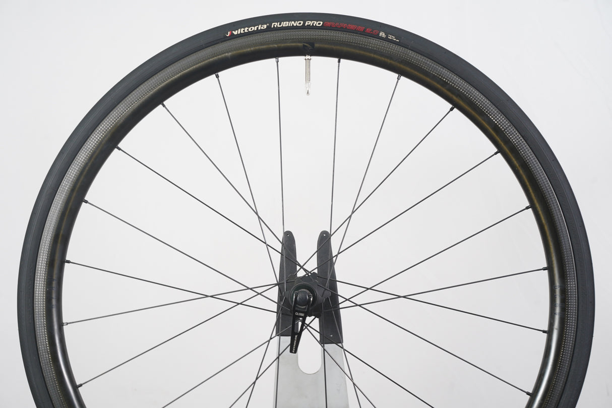 Reynolds AR29 Carbon Clincher Rim Wheelset Shimano/SRAM 11 Speed