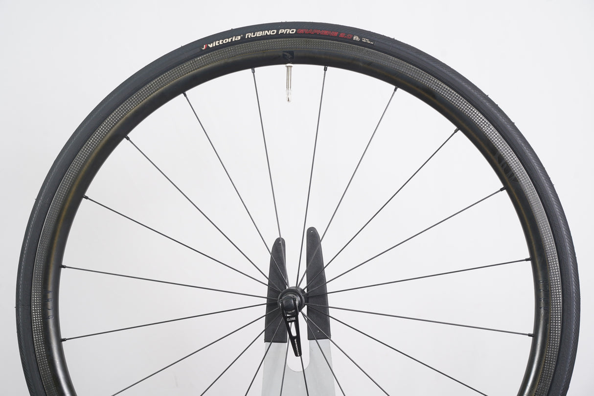 Reynolds AR29 Carbon Clincher Rim Wheelset Shimano/SRAM 11 Speed