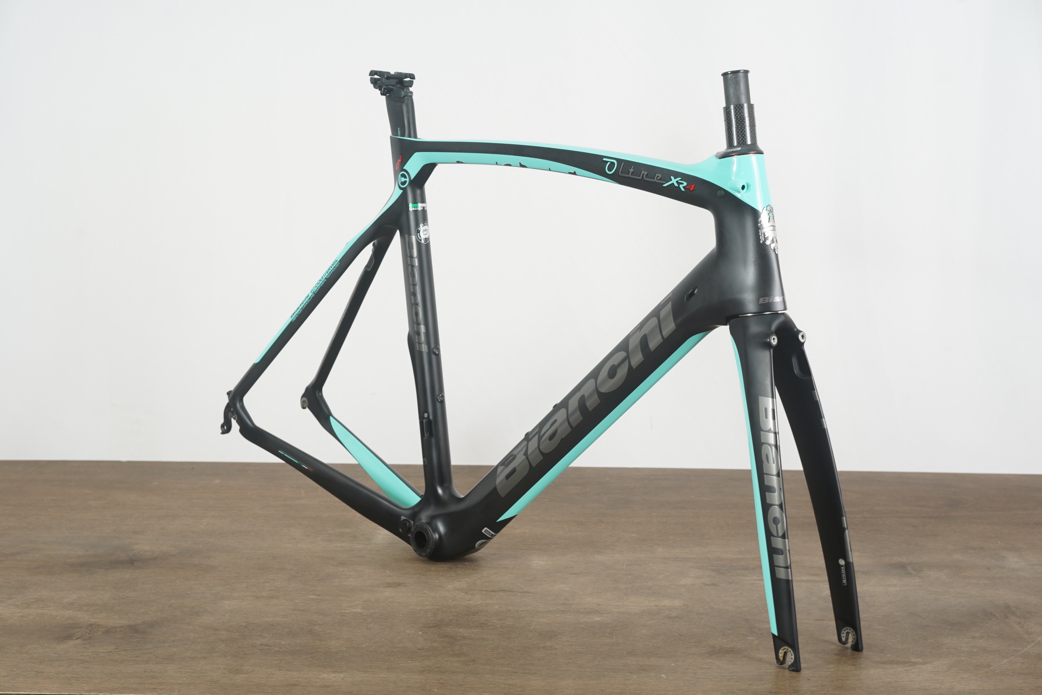 59cm Bianchi Oltre XR4 CV Carbon Aero Rim Brake Road Frameset