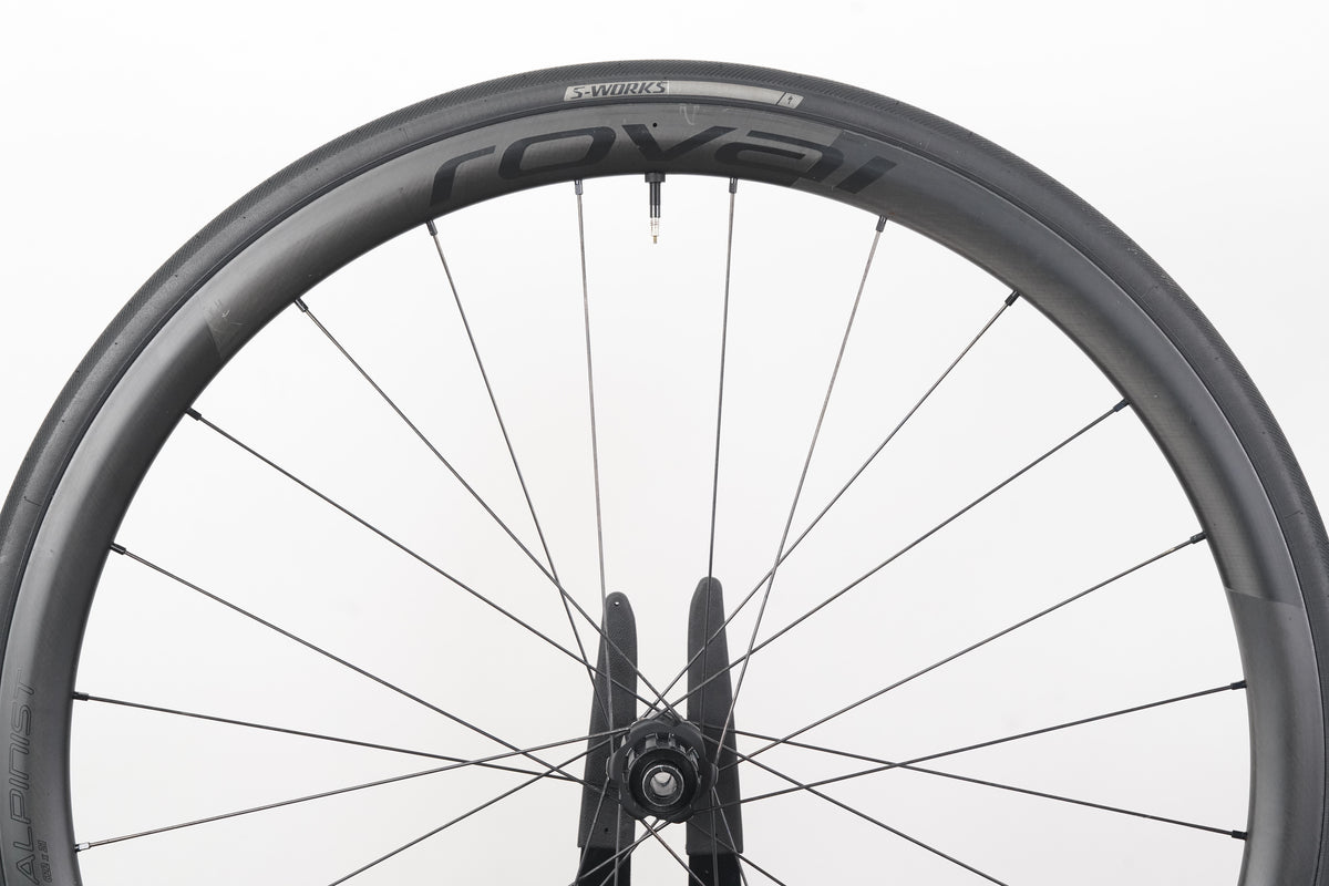Roval Alpinist CL II Carbon Tubeless Disc Brake Wheelset Shimano/SRAM 11 Speed
