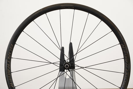 Bontrager Aeolus XXX 2 TLR Carbon Clincher Rim Brake Wheelset 11 Speed