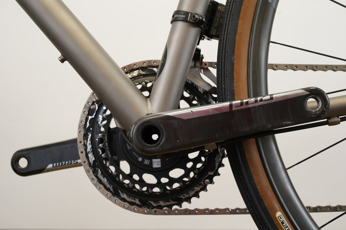 56cm Moots Vamoots RSL SRAM Red AXS HRD ENVE G23 Titanium Disc Road Bike