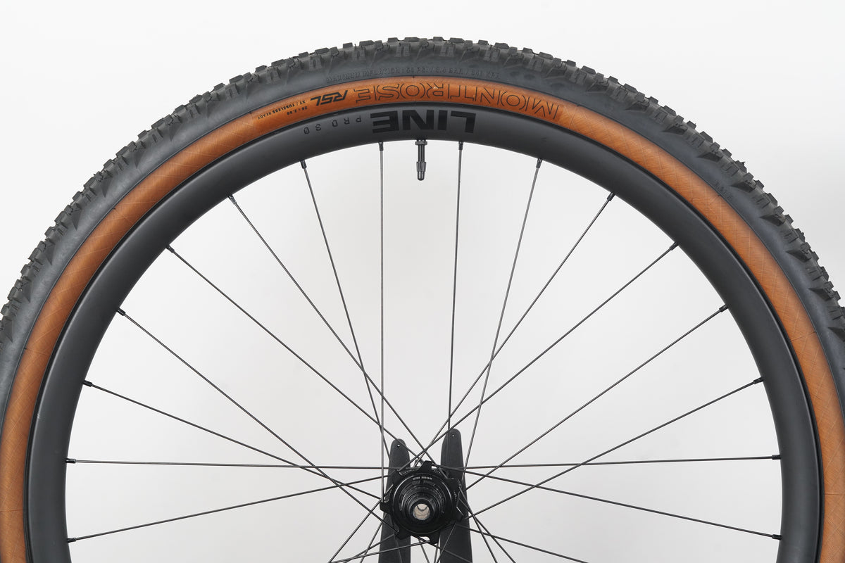 Bontrager Line Pro 30 Carbon Tubeless Disc Brake MTB Wheelset XDR 12 Speed