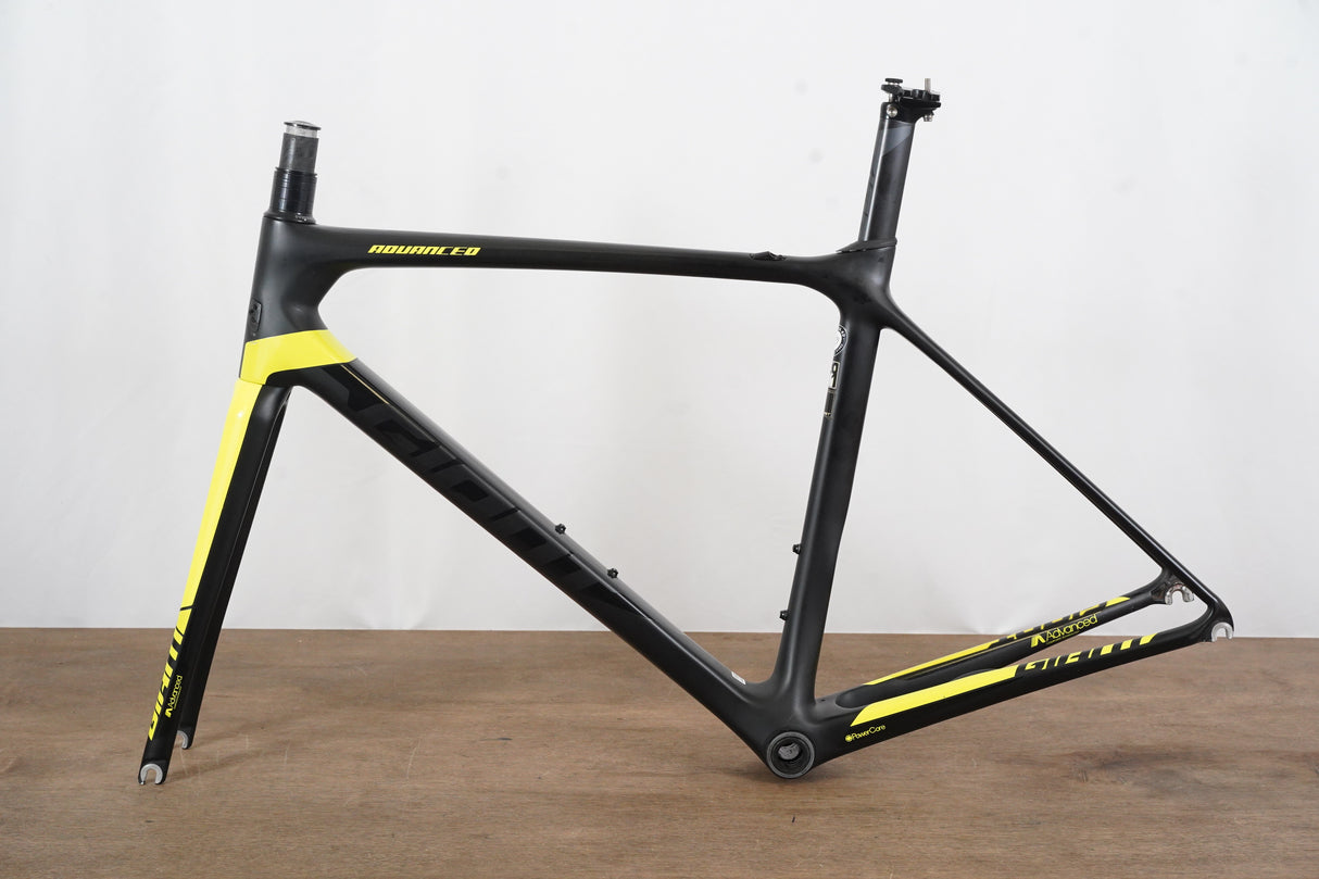 M (Medium) Giant Advanced Pro 1 Carbon Rim Brake Road Frameset