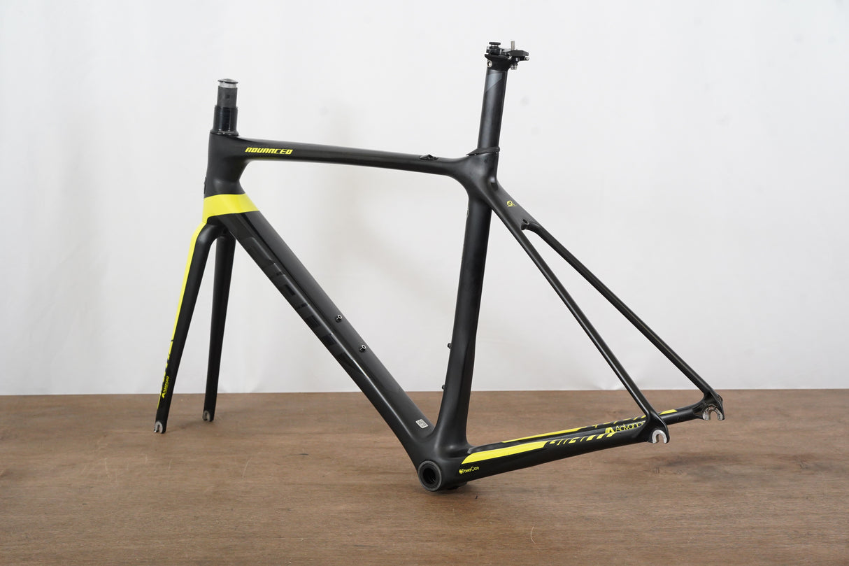 M (Medium) Giant Advanced Pro 1 Carbon Rim Brake Road Frameset