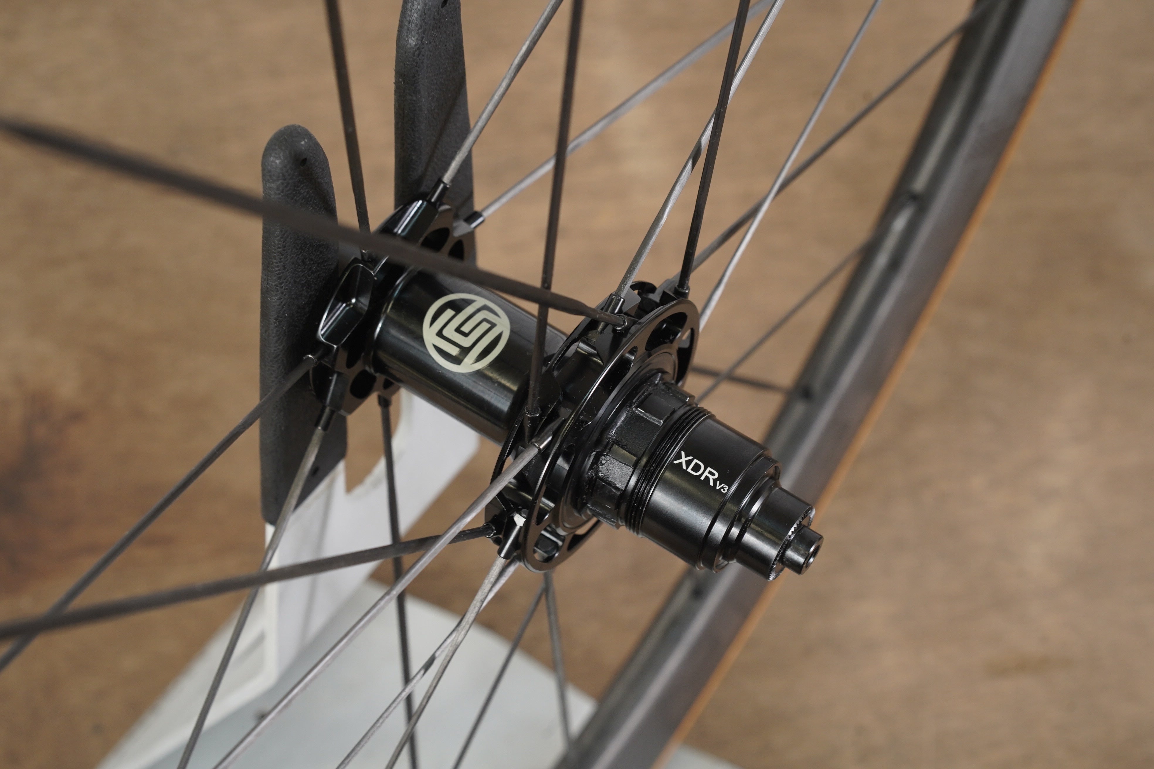 パーツ LUN HYPER R45 Lún HYPER R45 Rim Brake Wheelset – www.lunwheels.cc