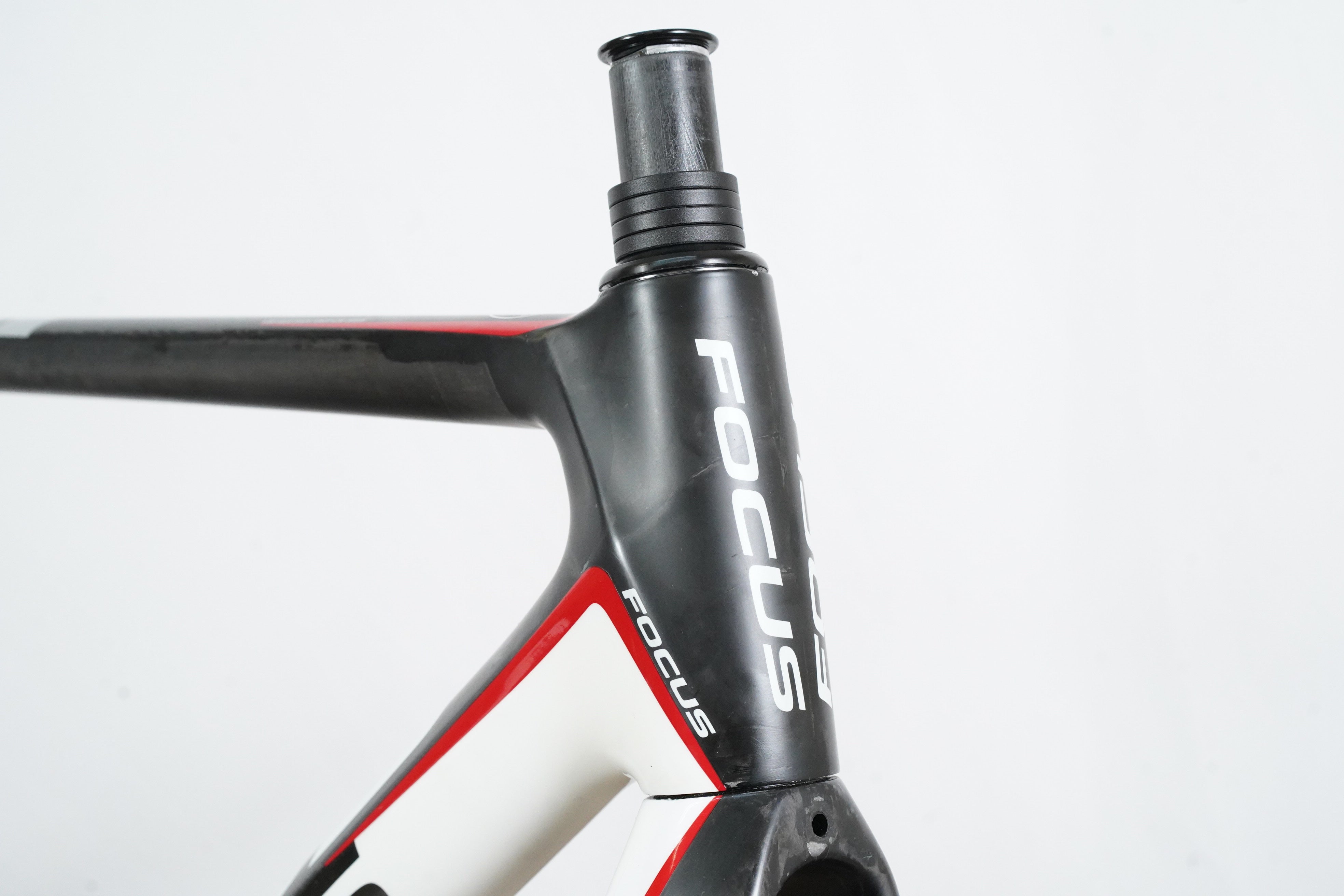M (Medium) Focus Cayo Carbon Rim Brake Road Frameset – Elevate Cycling