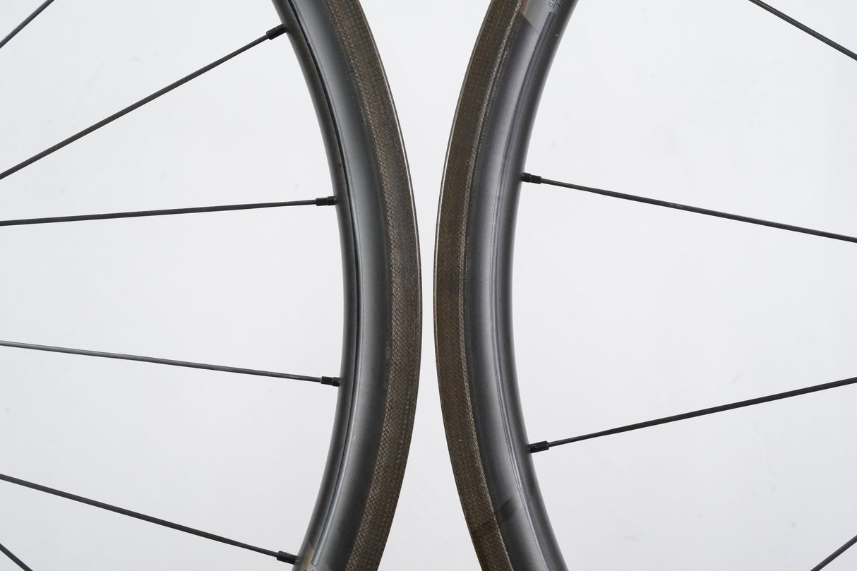 Roval CLX 32 Carbon Clincher Rim Brake Wheelset Shimano/SRAM 11 Speed