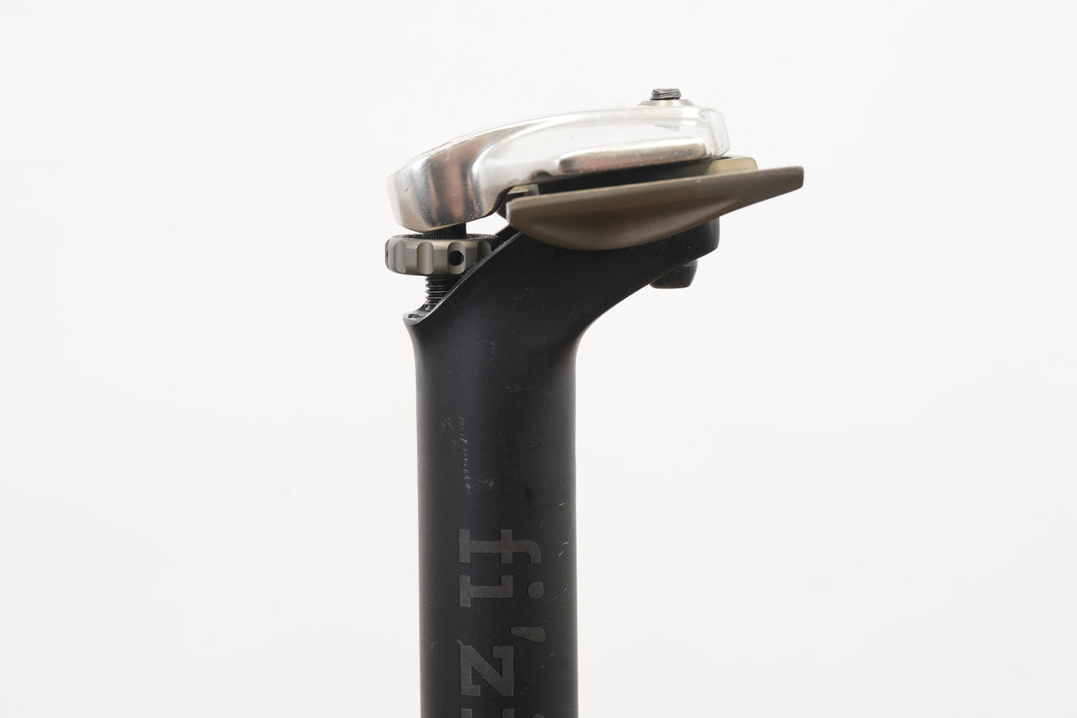 27.2mm Fizik Cyrano R3 Alloy 25mm Setback Road Seatpost