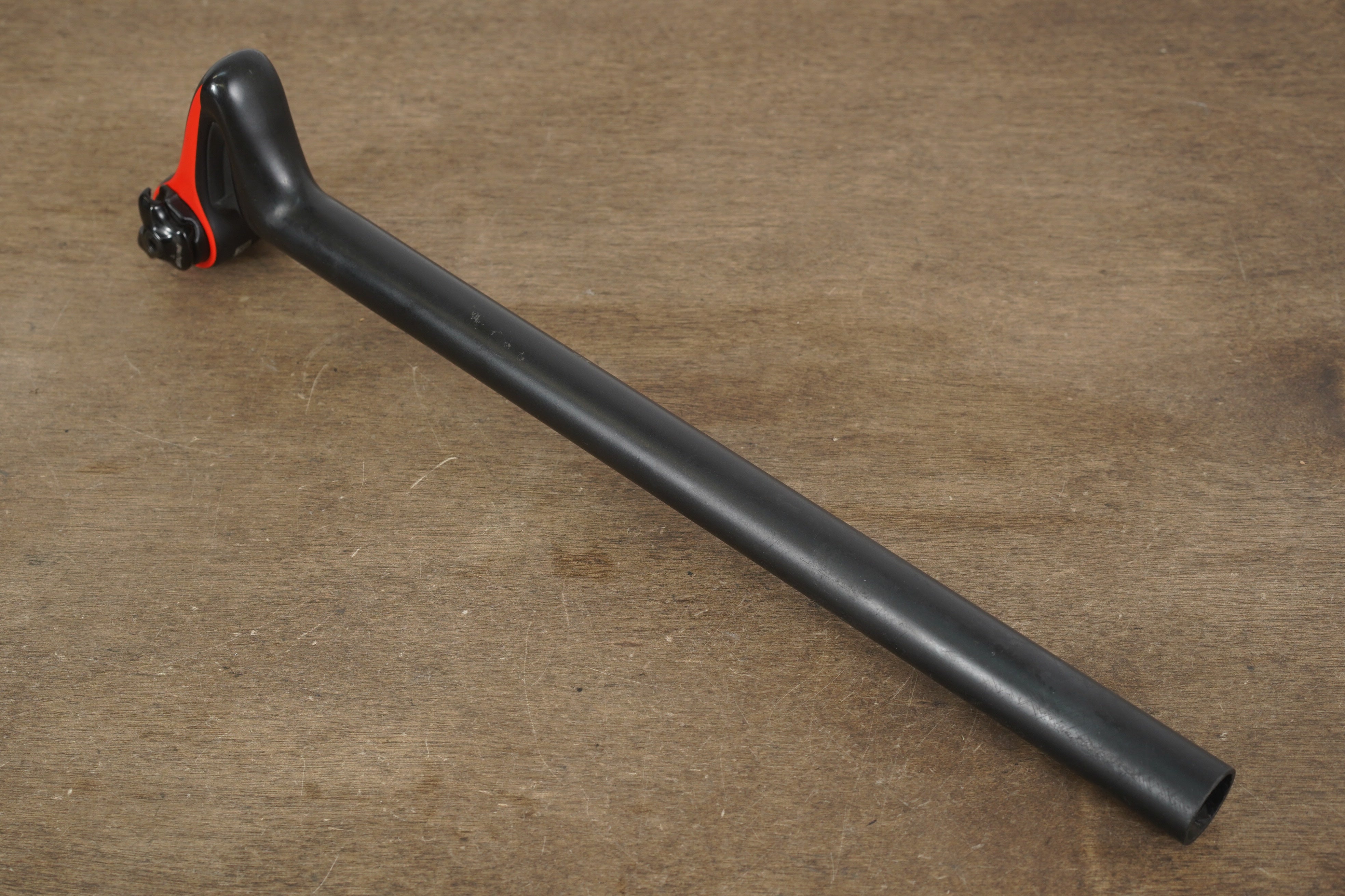 新品未使用!!S-WORKS CG-R CARBON SEATPOST 27.2 27.2mm Specialized S-WORKS CG-R Carbon Setback Road Seatpost CGR