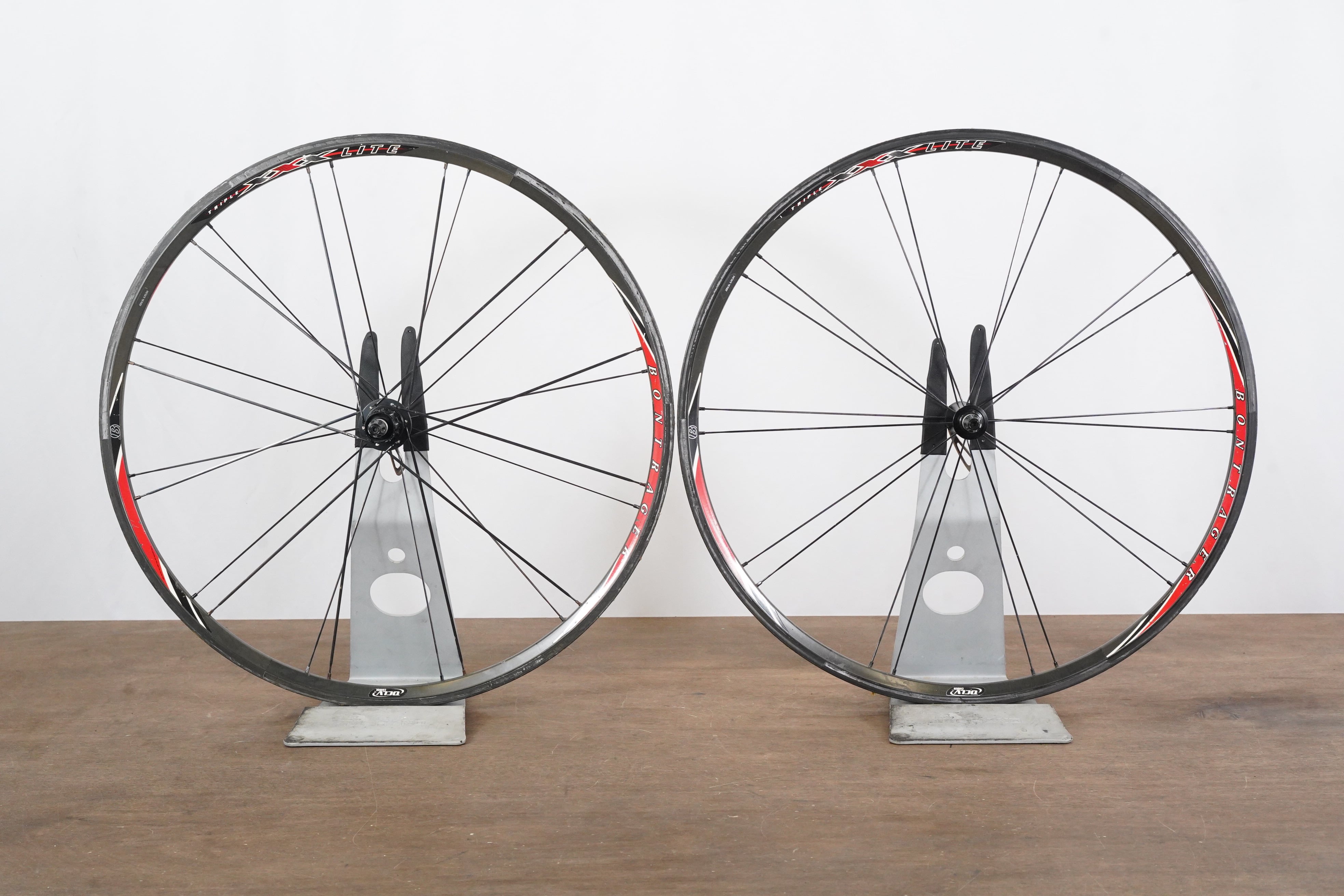 Bontrager Race XXX Lite Carbon Tubular Rim Brake Road Wheelset 10 