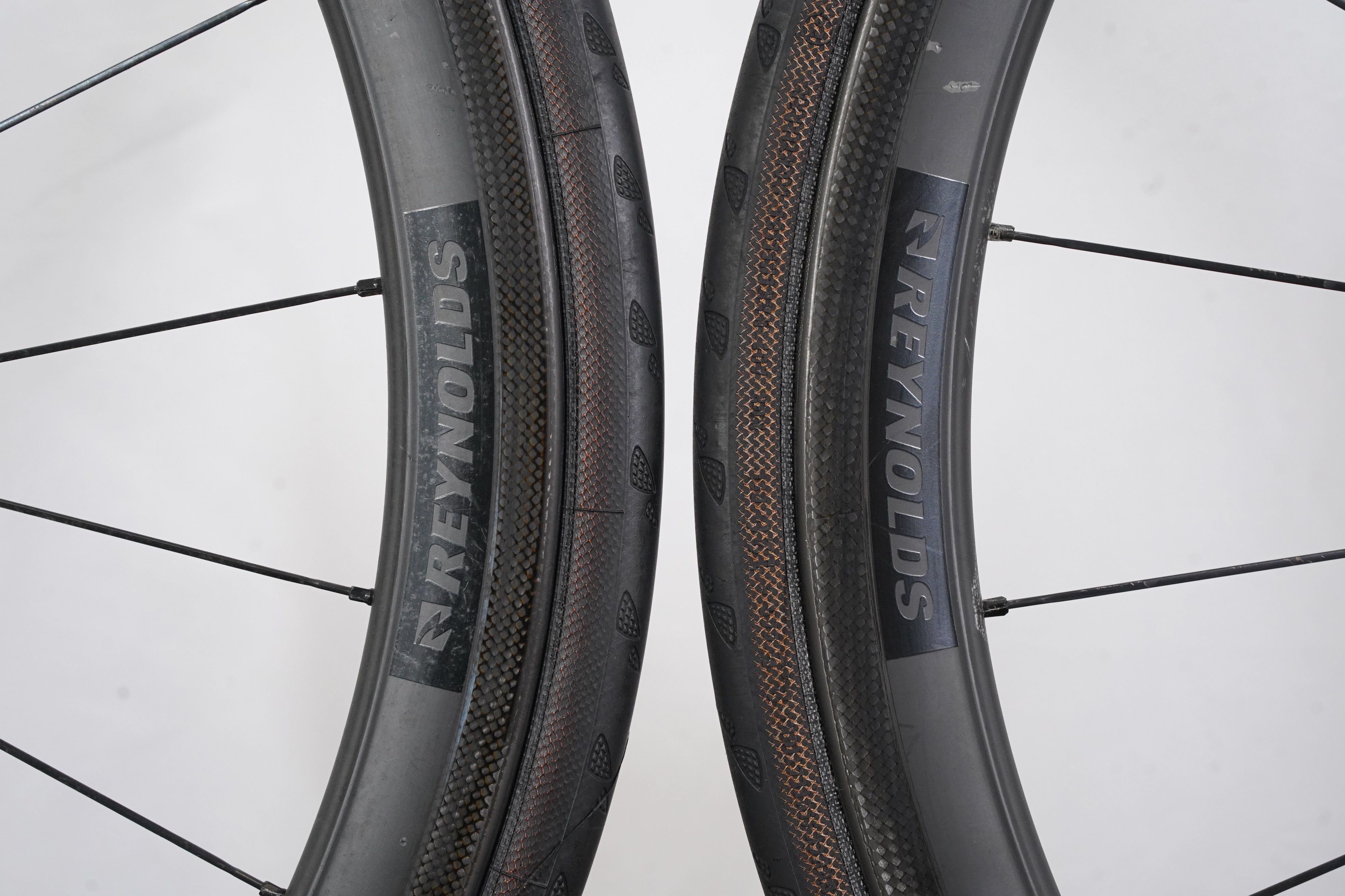 Reynolds Assault Carbon Tubeless Clincher Rim Brake Wheelset