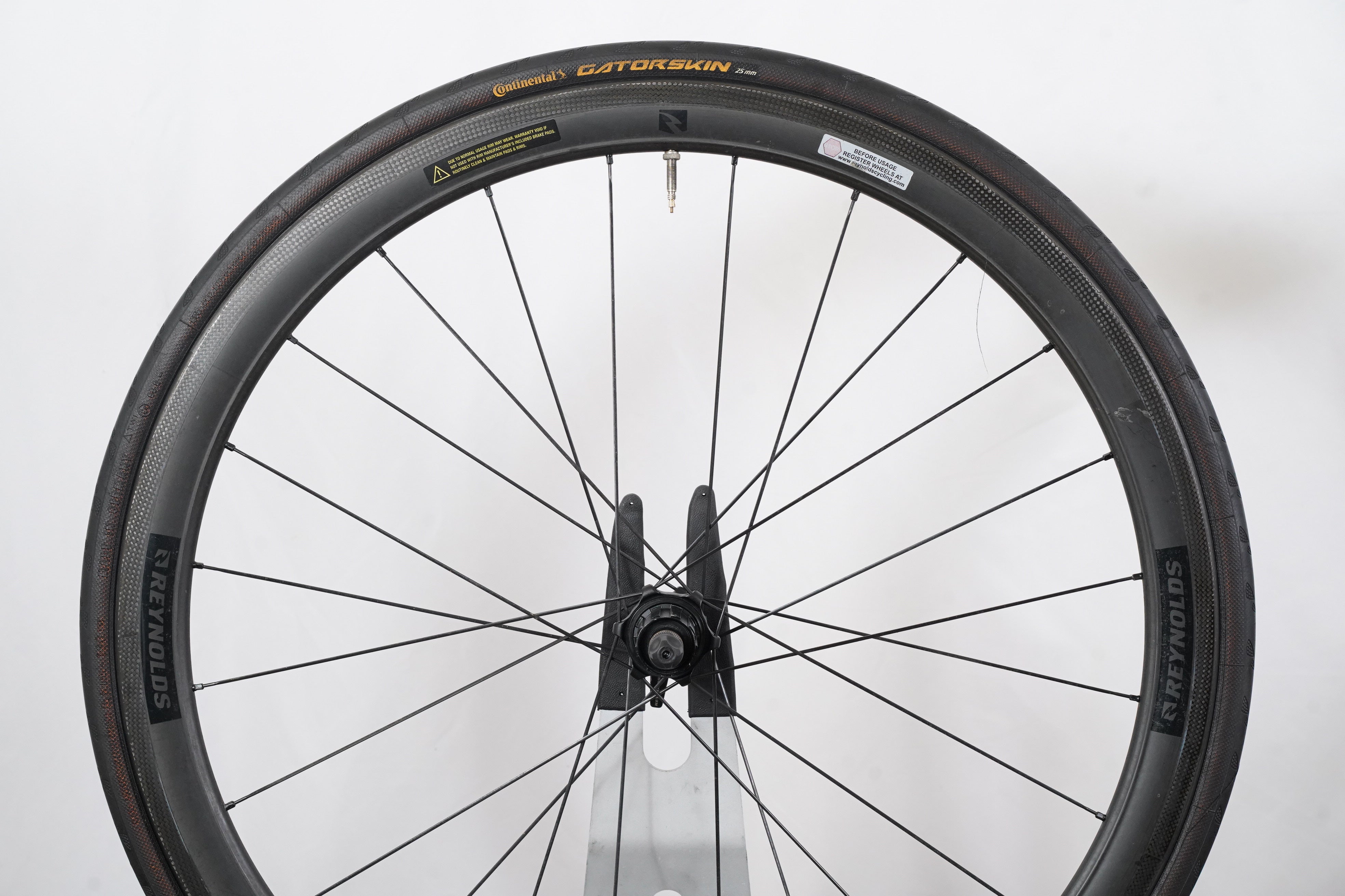Reynolds Assault Carbon Tubeless Clincher Rim Brake Wheelset