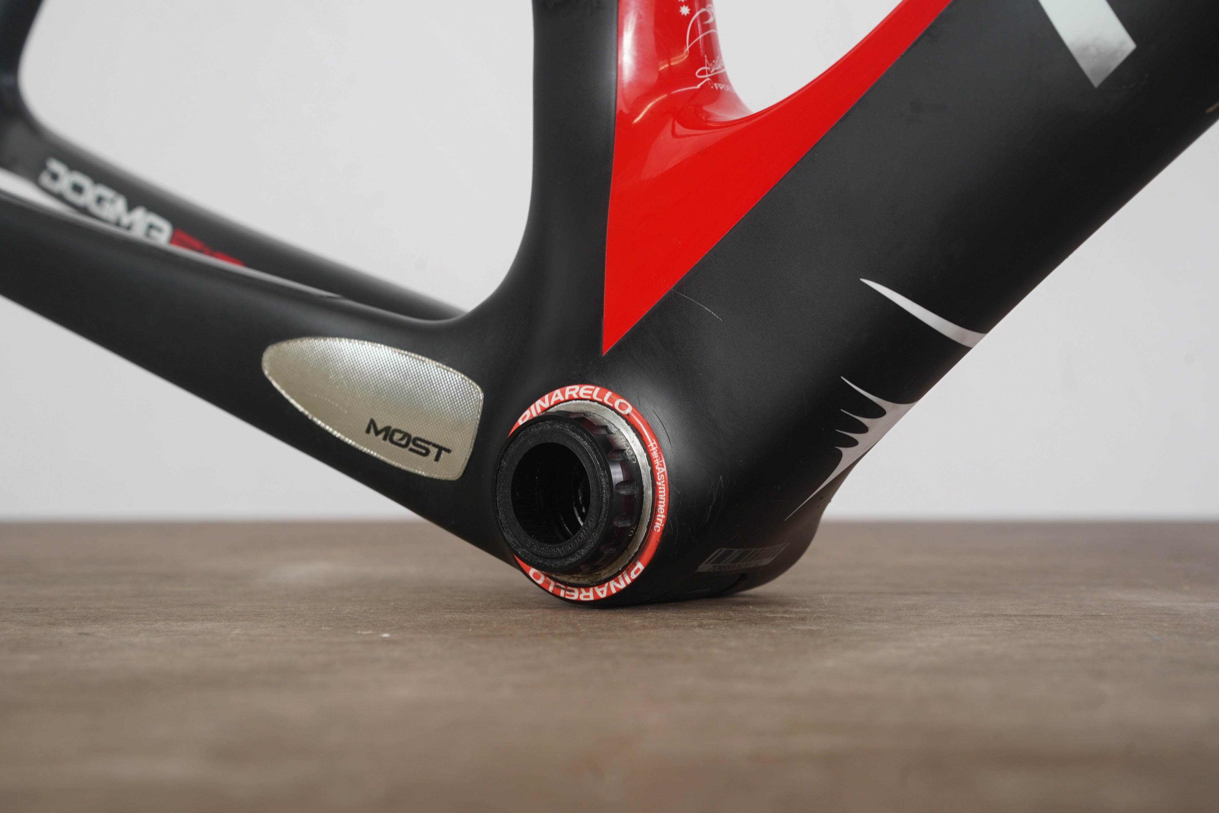 55cm Pinarello Dogma F10 Carbon Rim Brake Frameset – Elevate Cycling