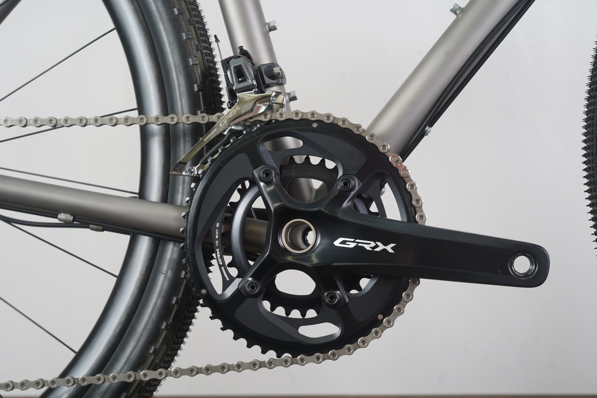 NEW 52cm Moots Routt 45 Shimano GRX RX810 11 Speed Disc Titanium Gravel Bike