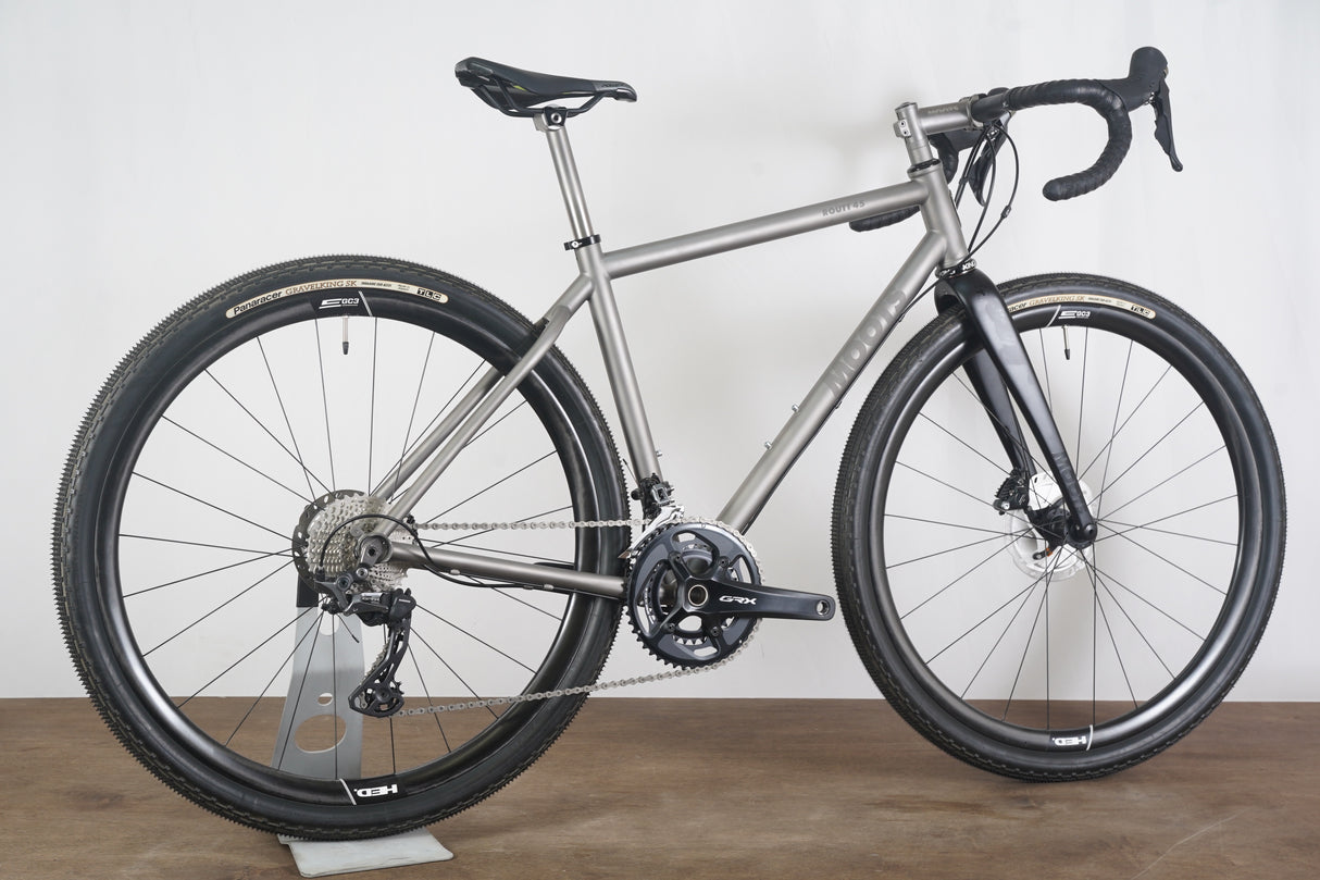 NEW 52cm Moots Routt 45 Shimano GRX RX810 11 Speed Disc Titanium Gravel Bike