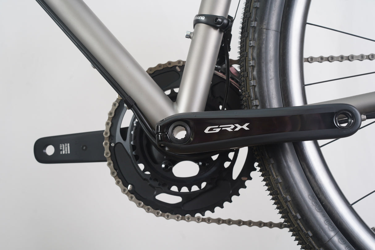 NEW 52cm Moots Routt 45 Shimano GRX RX810 11 Speed Disc Titanium Gravel Bike