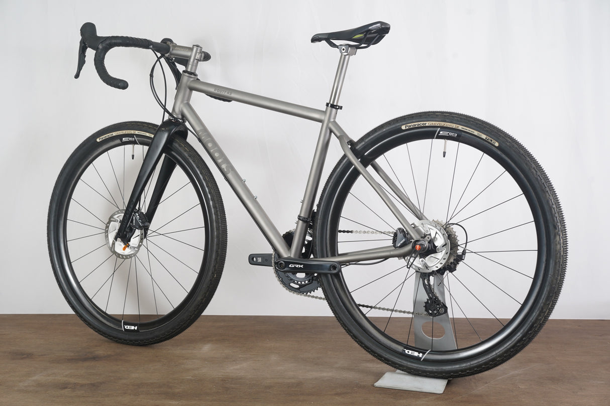 NEW 52cm Moots Routt 45 Shimano GRX RX810 11 Speed Disc Titanium Gravel Bike
