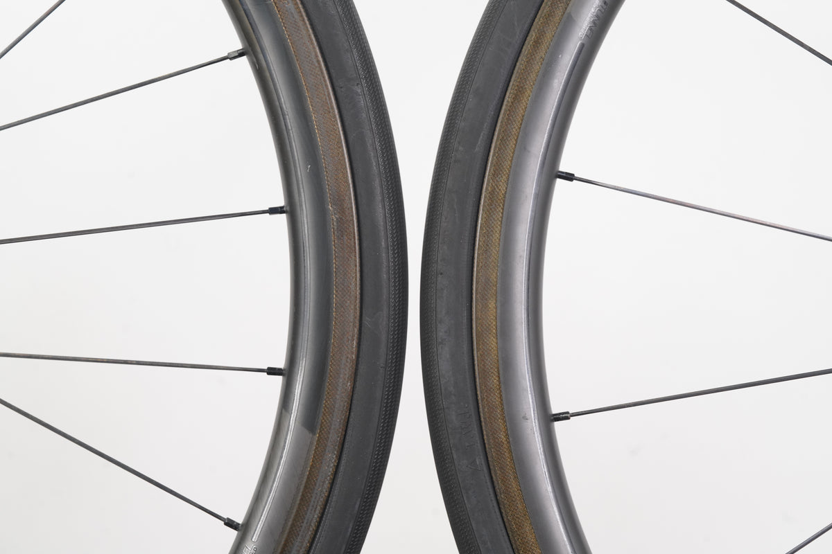 Roval CLX 32 Carbon Tubeless Clincher Rim Brake Wheelset Shimano/SRAM 11 Speed
