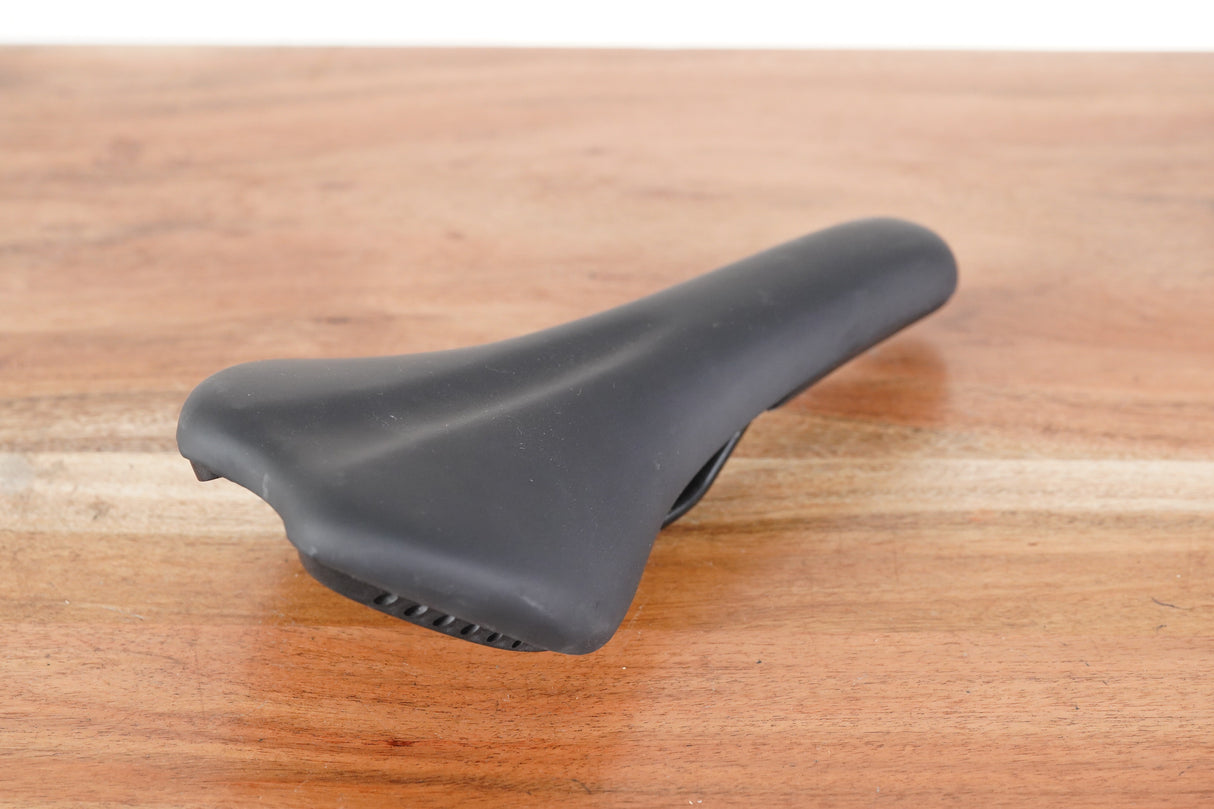 135mm Black Road Saddle 311g