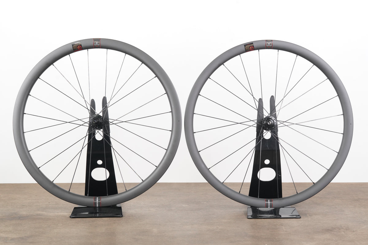 NEW Reserve 34/37 DT Swiss 350 Tubeless Disc Brake Wheelset XDR 12 Speed